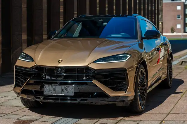Lamborghini 4.0 V8 SE