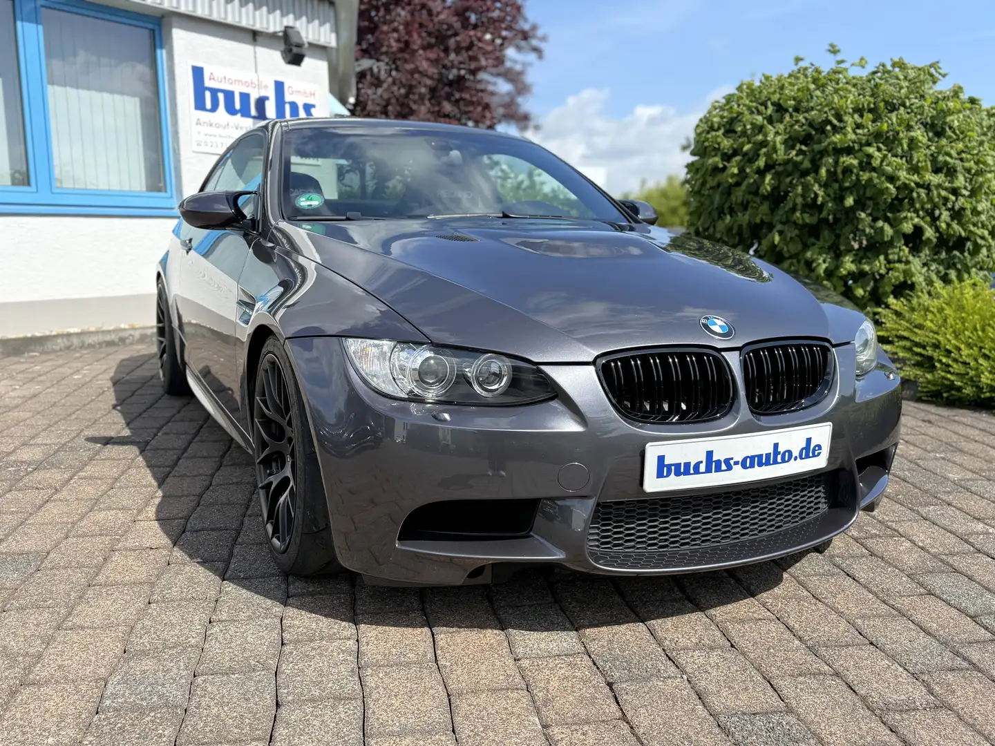 BMW M3 Coupe Akrapovic Evolution KW Clubsport Recaro Pole Grau - 2
