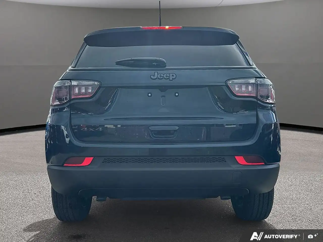 Jeep Compass снимка Jeep Compass