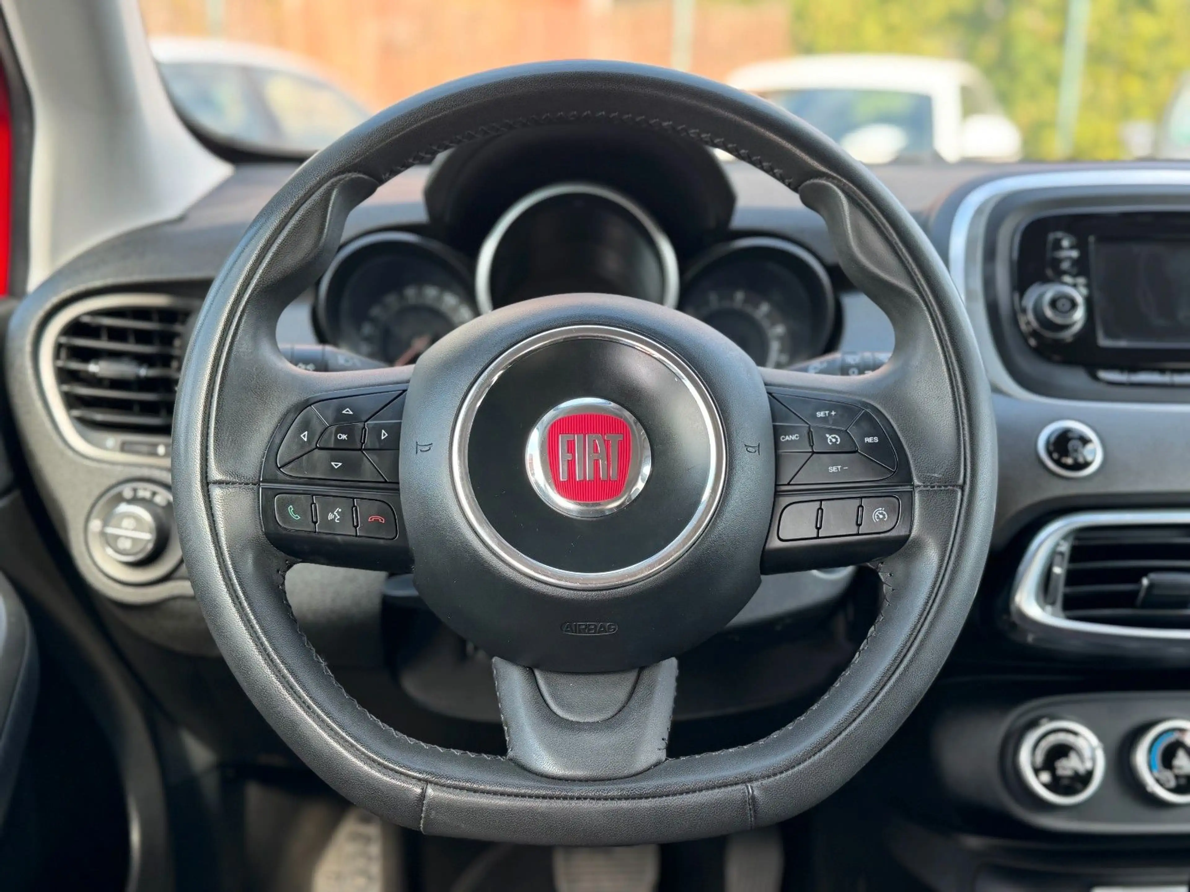 Fiat 500X Cross HU neu/AHK/PDC/Navi — photo 11