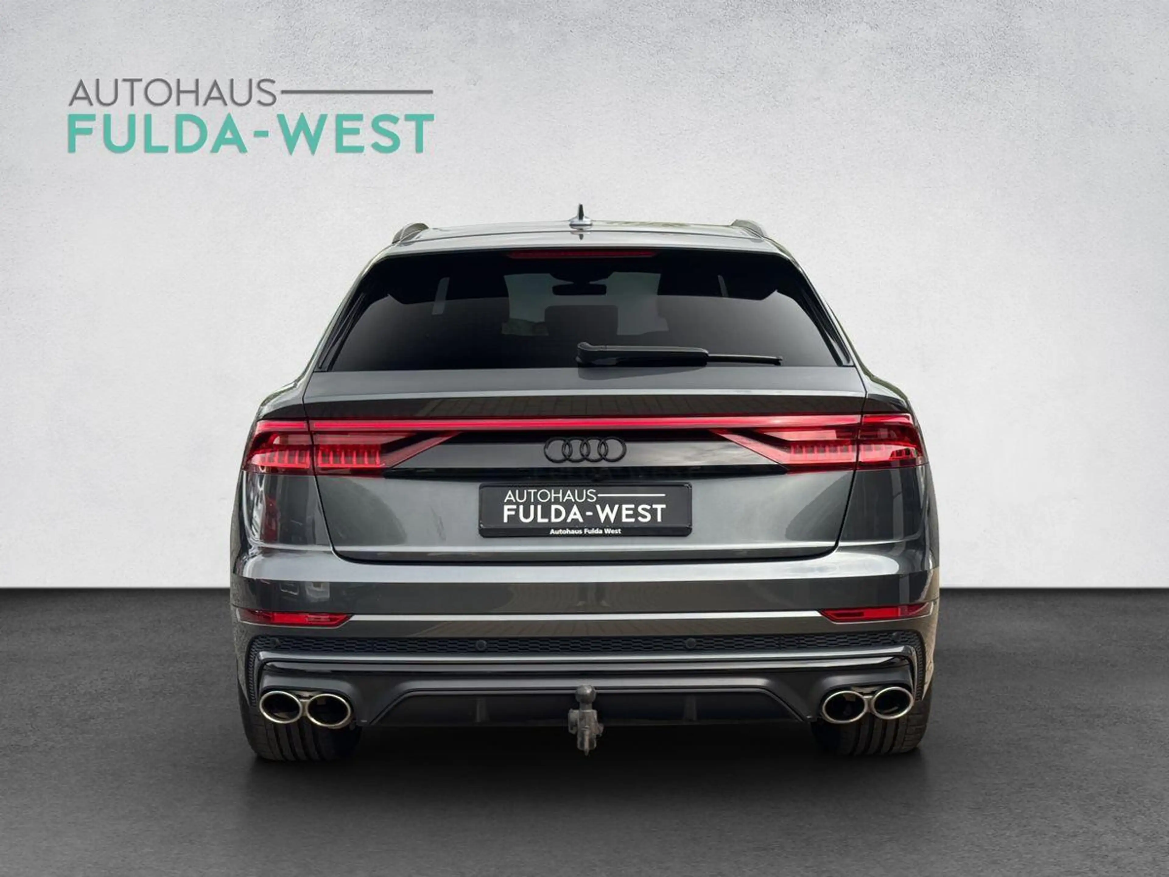 Audi SQ8 4.0TFSI Matrix B&O HuD Standheiz. AHK Alu22" — photo 7