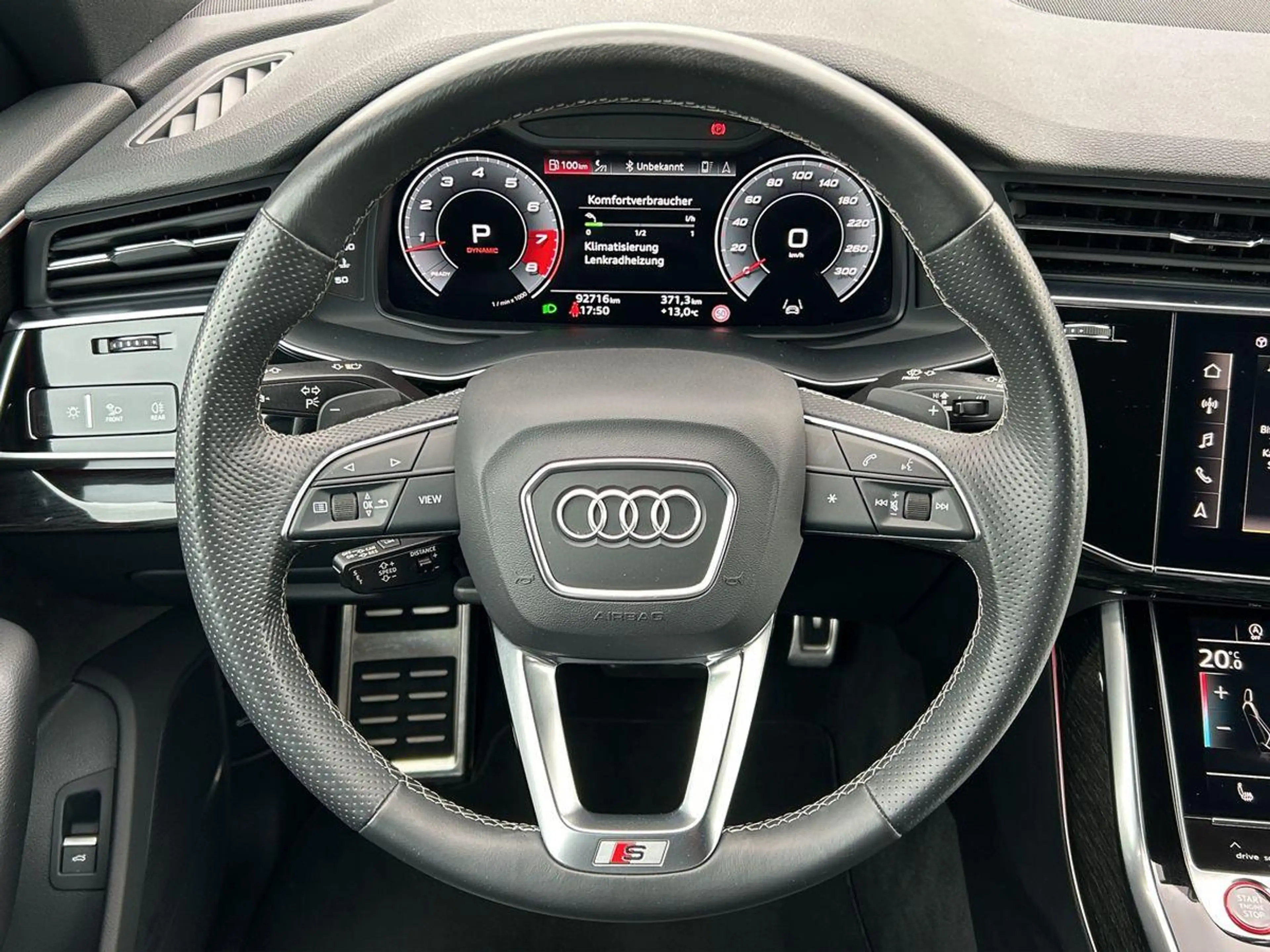 Audi SQ8 4.0TFSI Matrix B&O HuD Standheiz. AHK Alu22" — photo 13