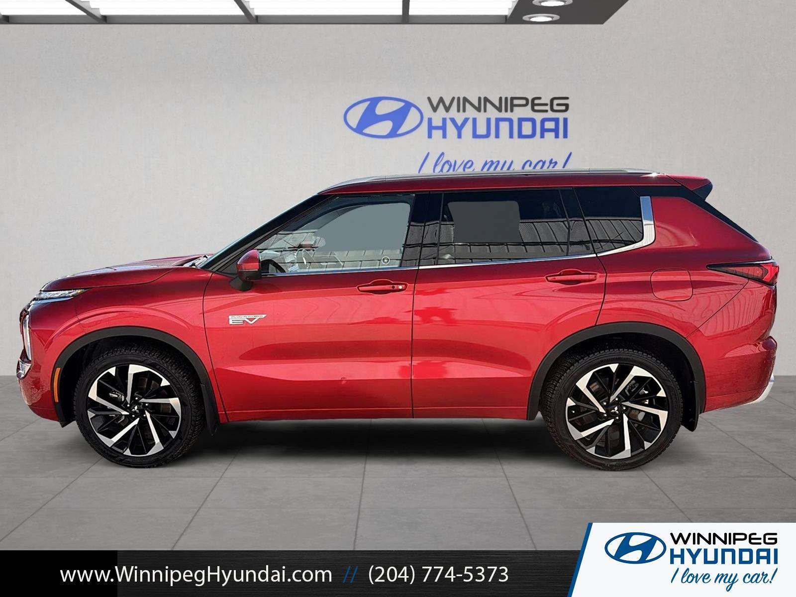used 2023 Mitsubishi Outlander car, priced at $35,994