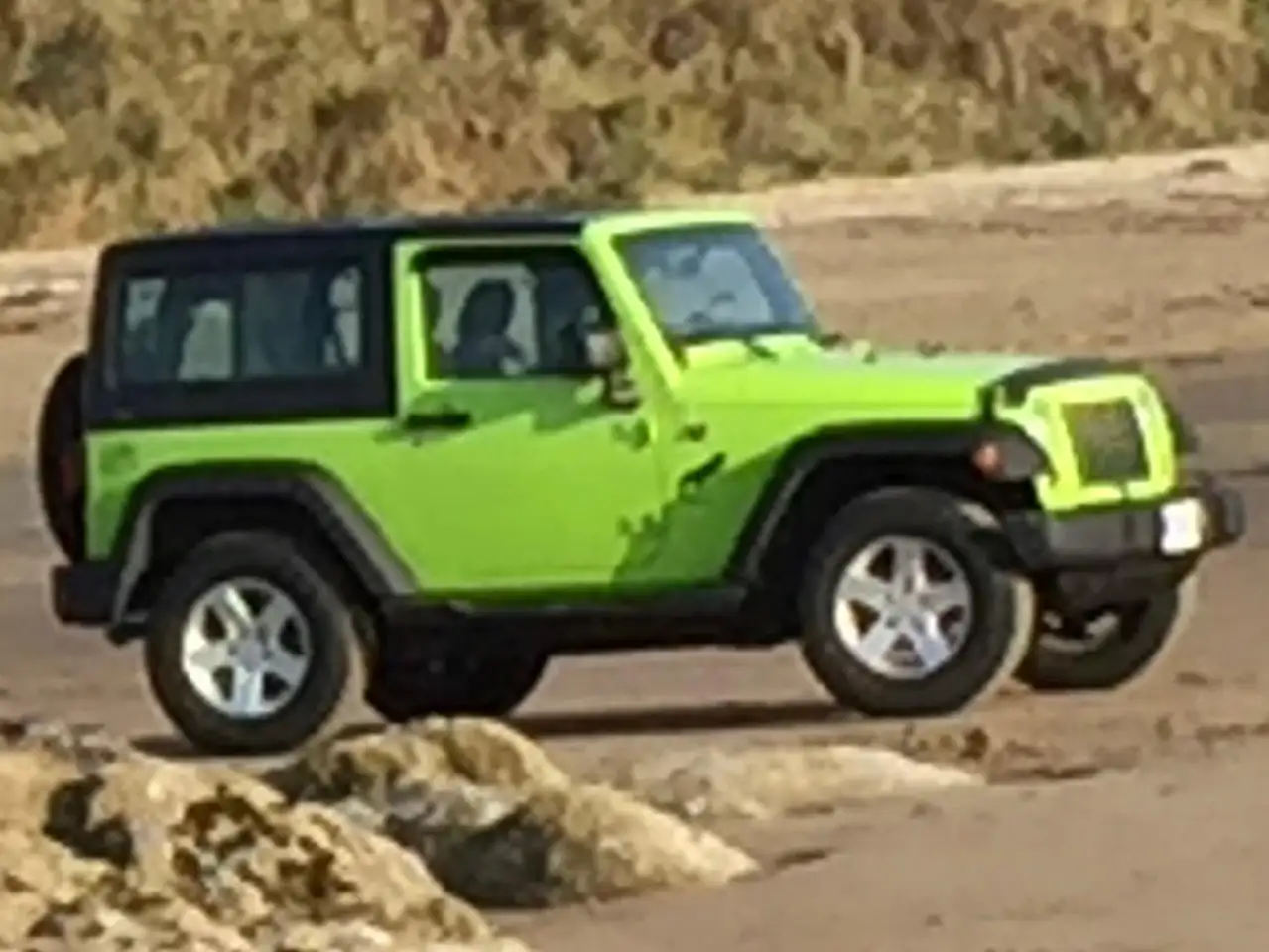 Jeep Wrangler photo Jeep Wrangler