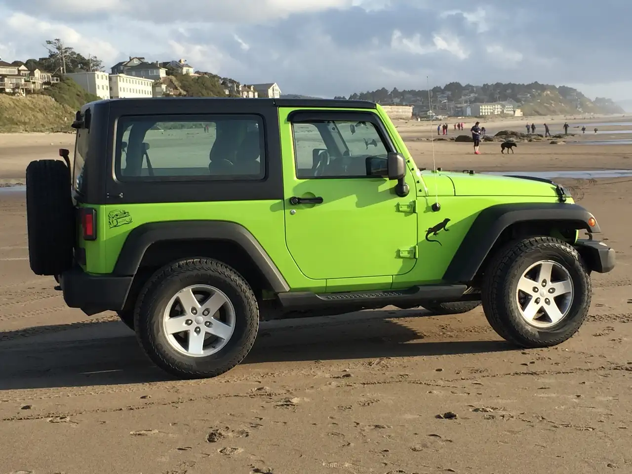 Jeep Wrangler photo Jeep Wrangler
