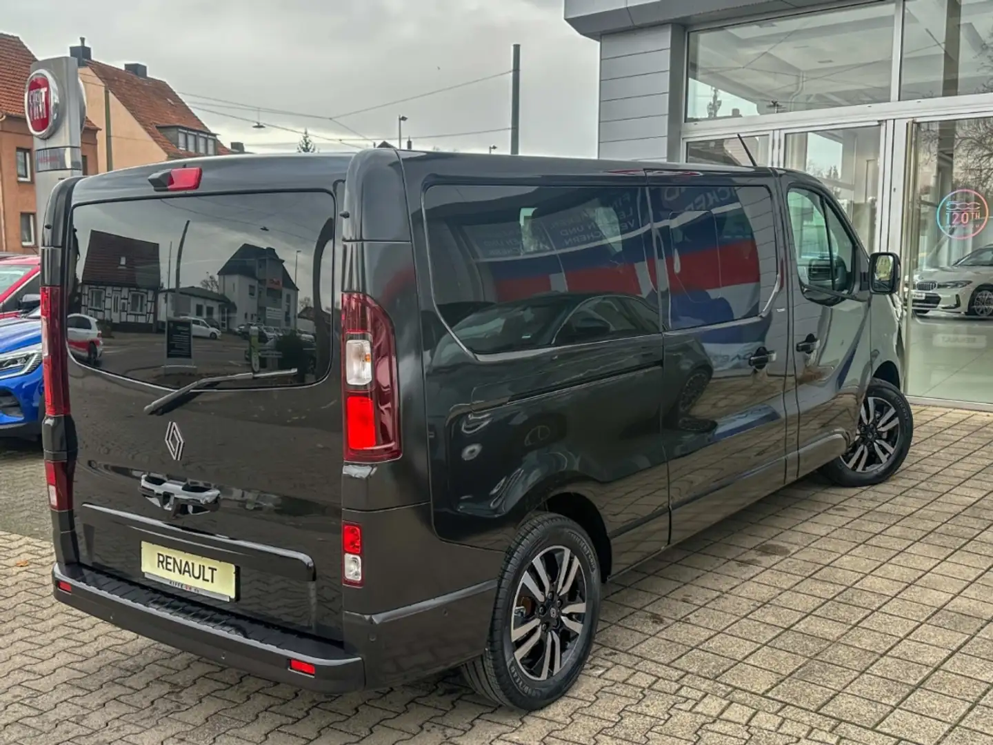 Renault Trafic Grand Spaceclass 2.0 BLUE dCi 170 EDC Kamera SHZ N Black - 2