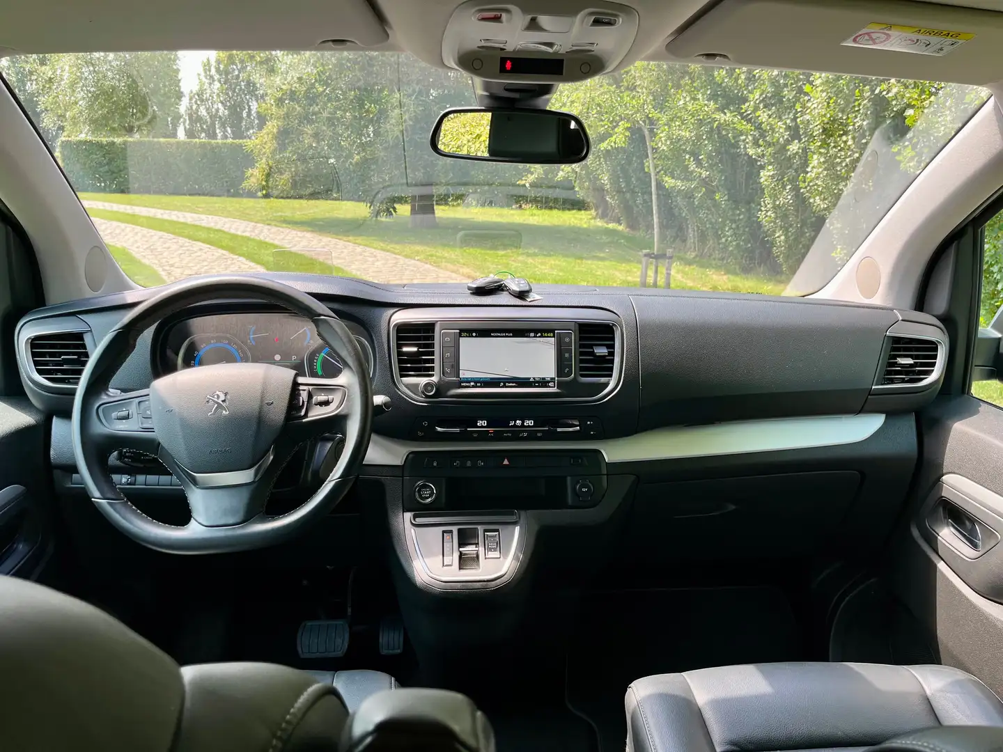 Peugeot e-Traveller VIP minivan L2/6pl/28900km/Camera/Carplay/Clima/Cruise... Grau - 2
