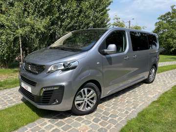 VIP minivan L2/6pl/28900km/Camera/Carplay/Clima/Cruise...