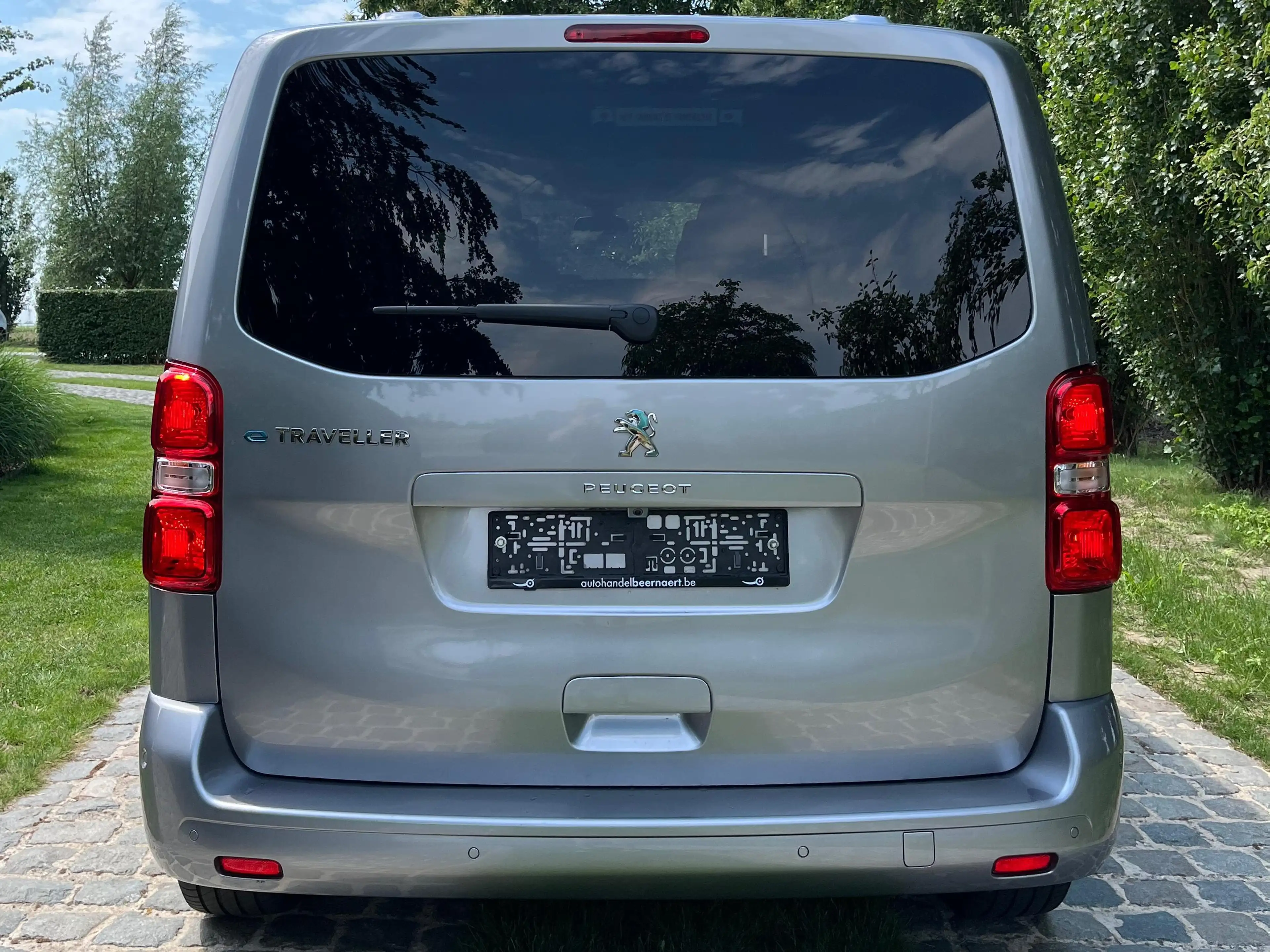 Peugeot e-Traveller VIP minivan L2/6pl/28900km/Camera/Carplay/Clima/Cruise... — photo 6