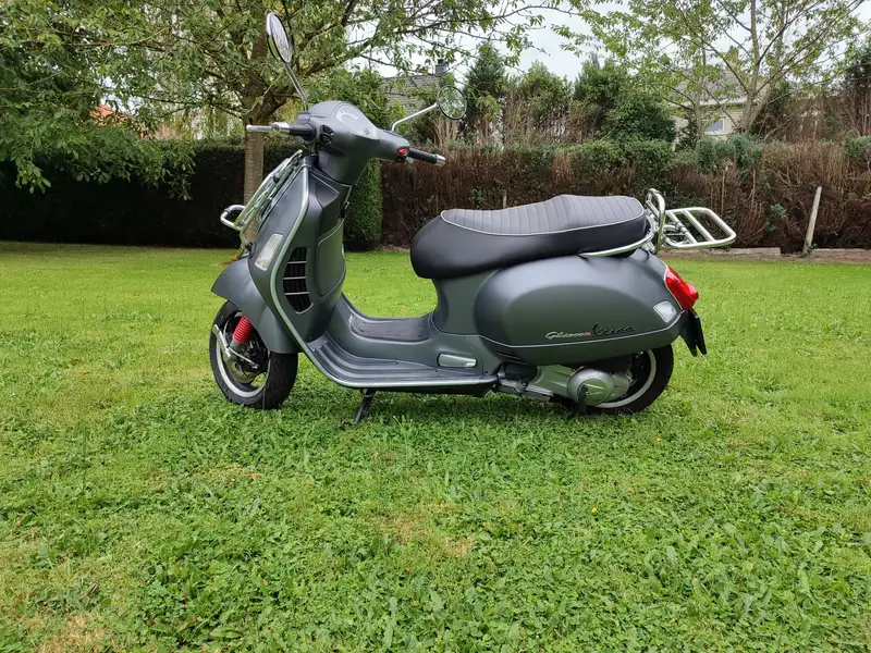 Vespa GTS 300 - foto 5