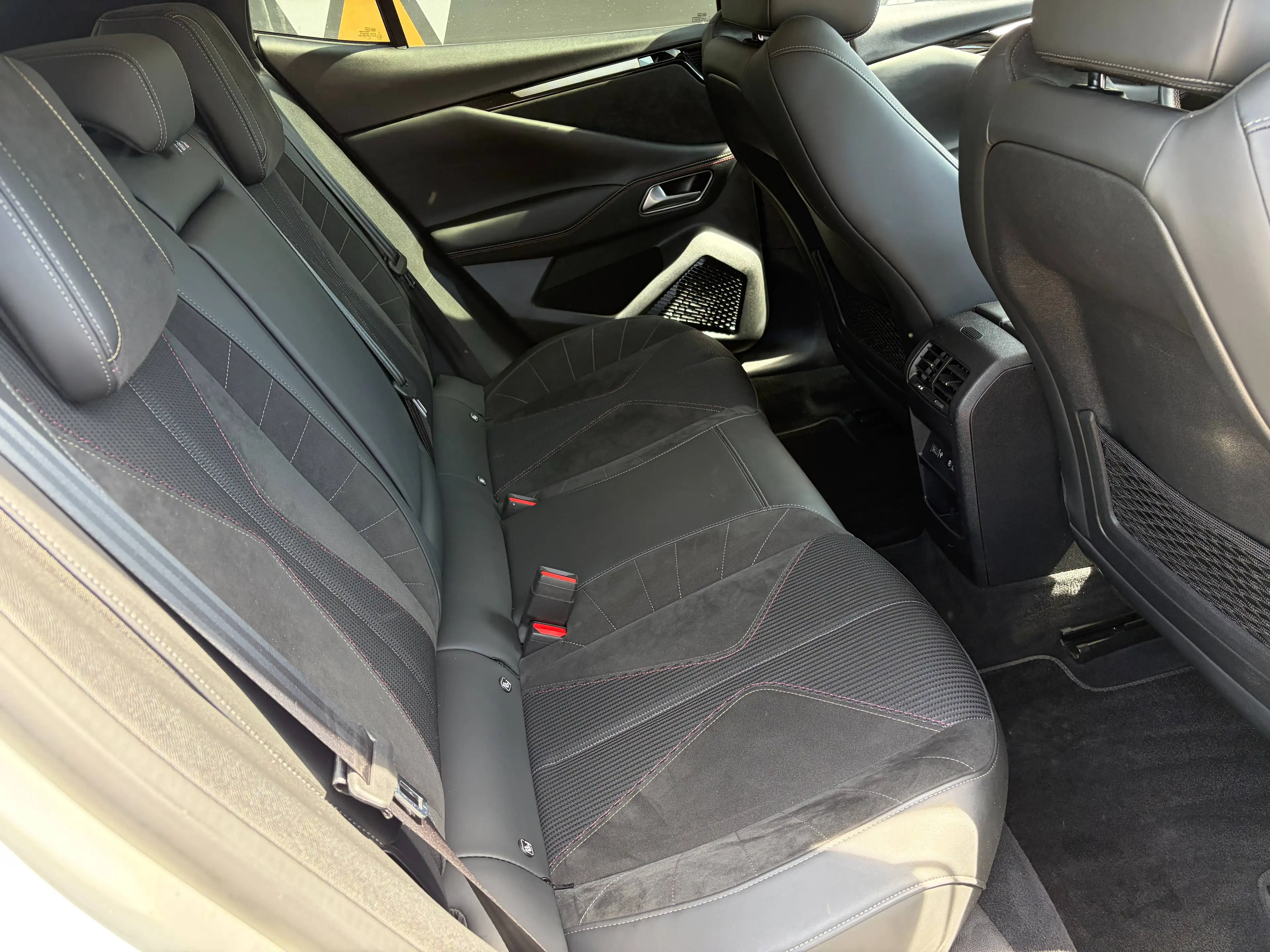 DS Automobiles DS 4 DS 4 1.2 PureTech Performance Line — photo 9