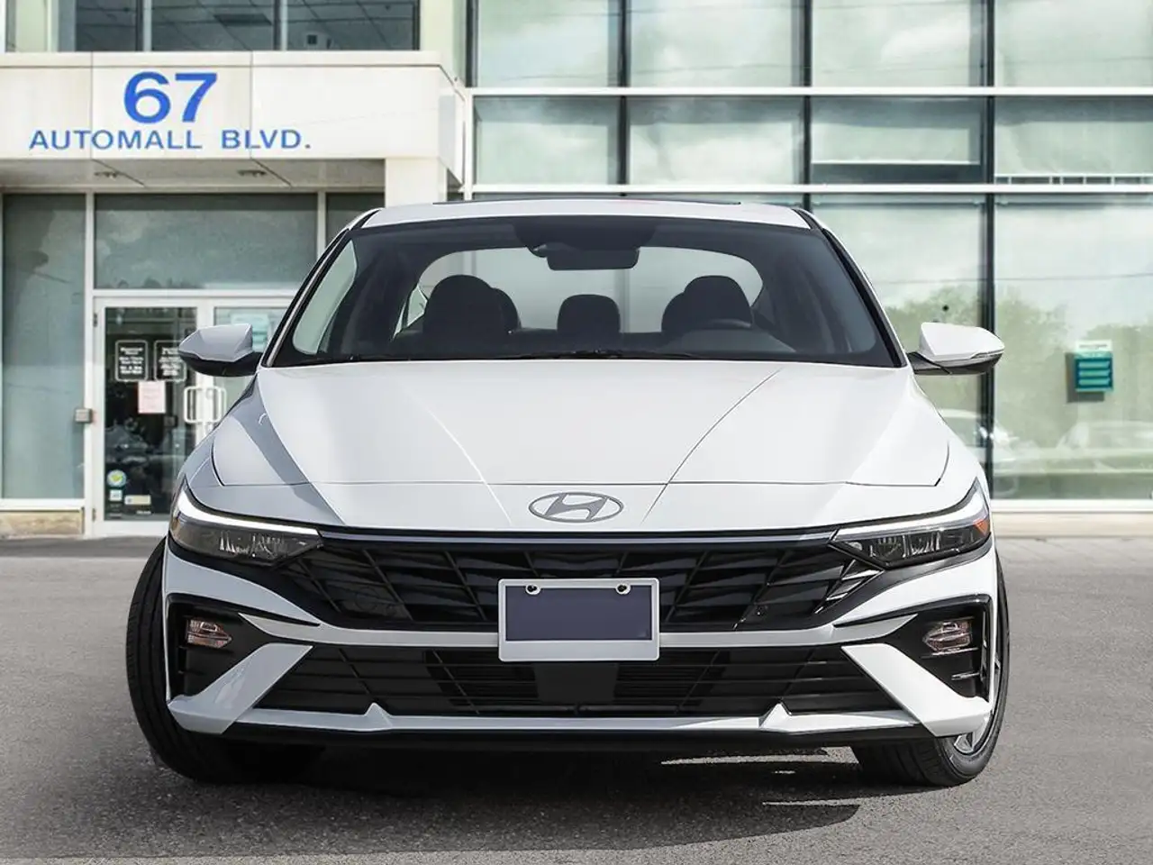 Hyundai ELANTRA снимка Hyundai ELANTRA