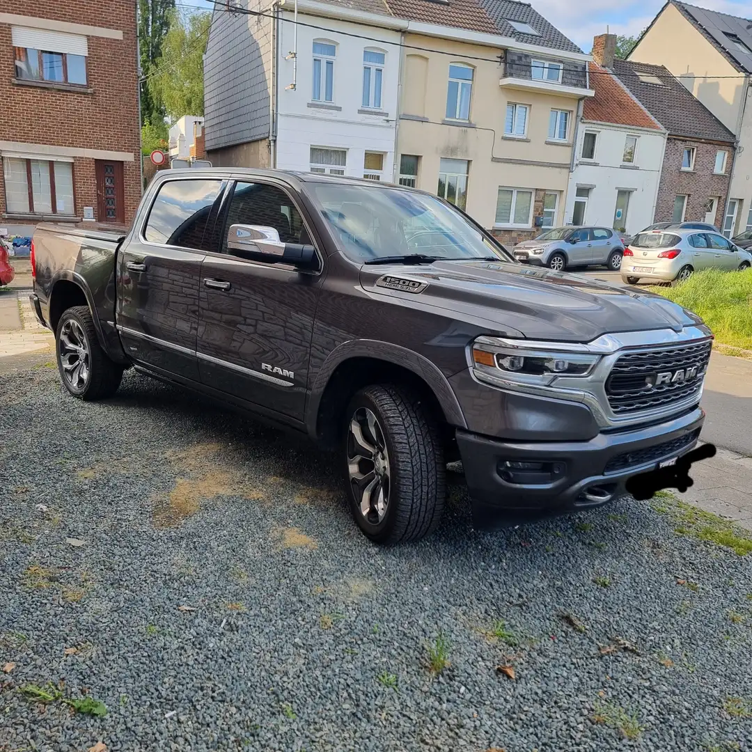 Dodge RAM Grijs - 2