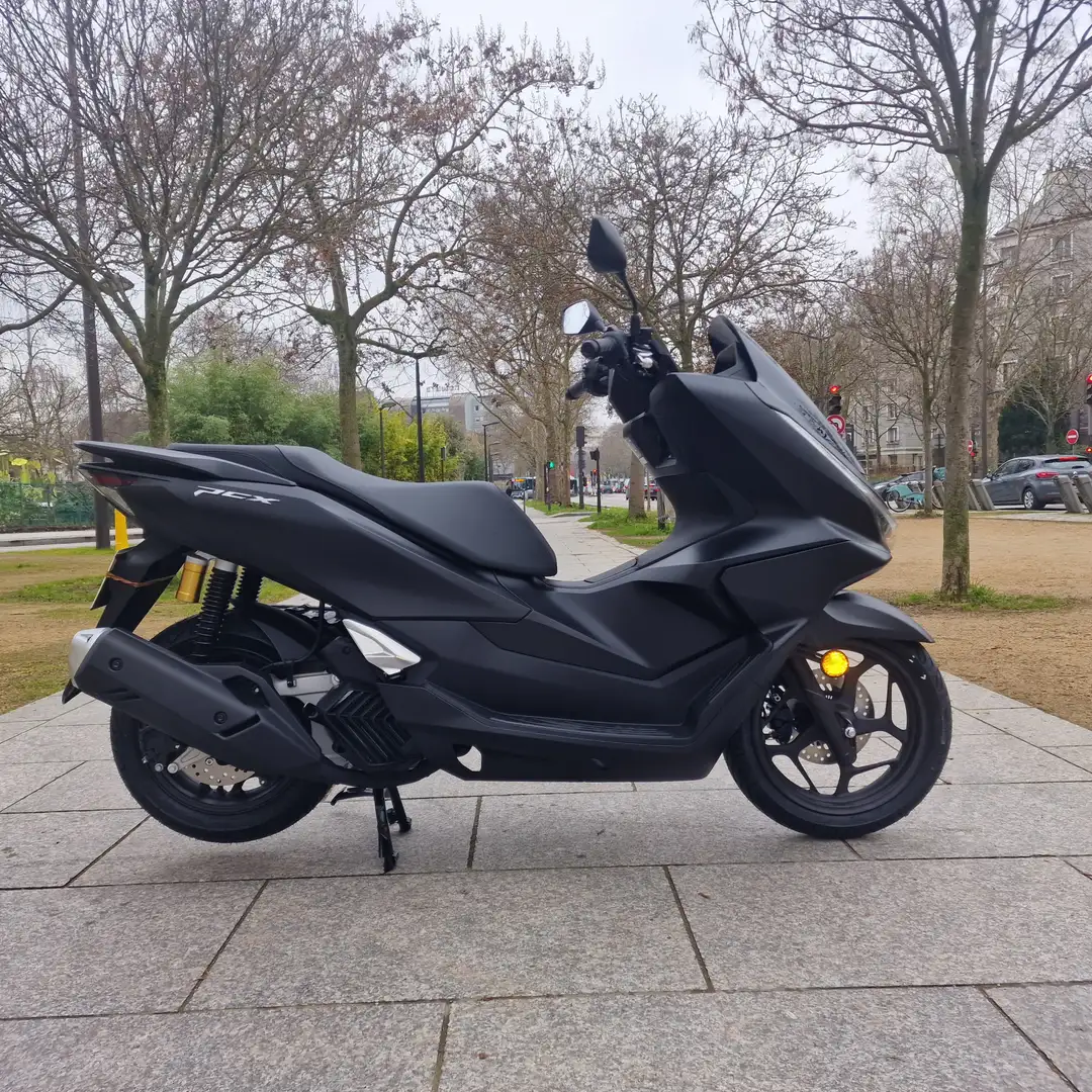 Honda PCX 125 Black - 1