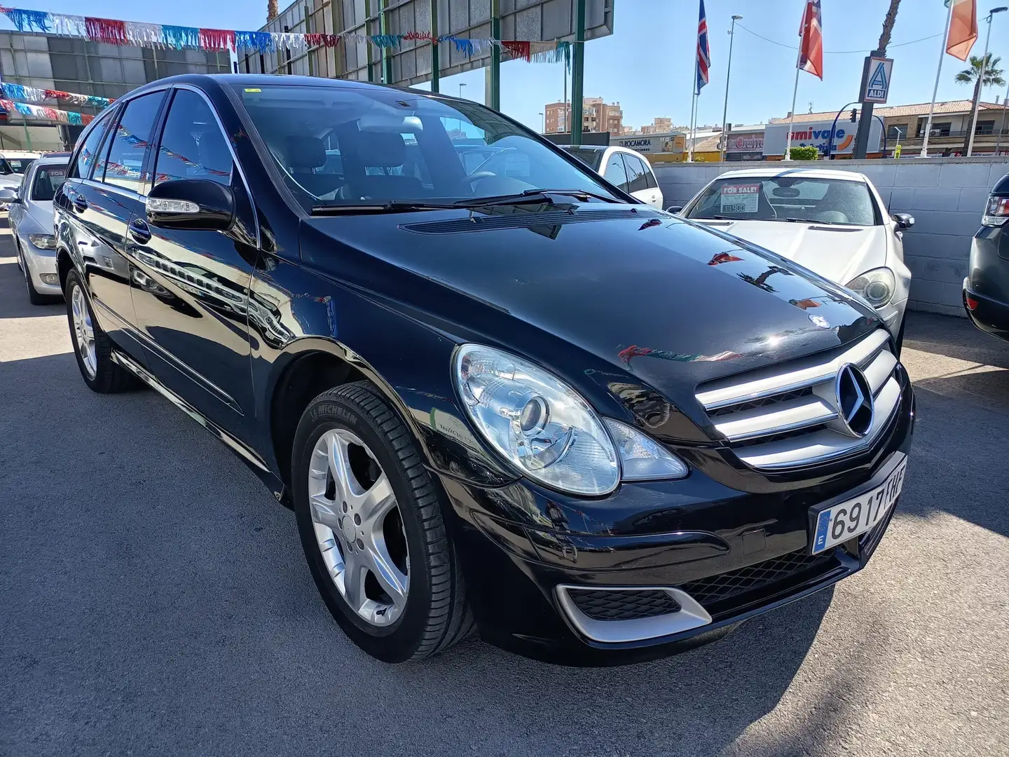 Mercedes-Benz R 320 350 4MATIC Gris - 2