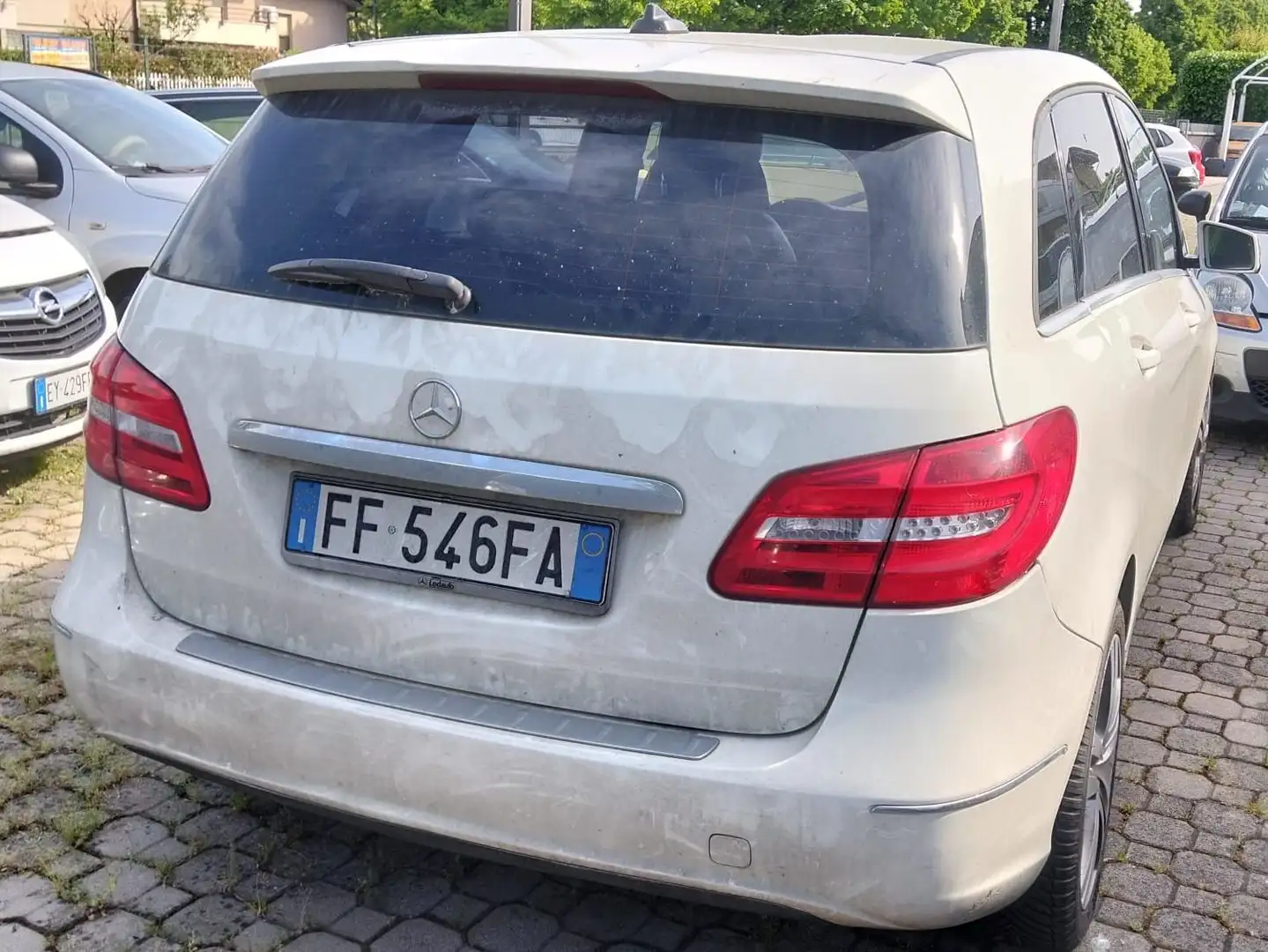 Mercedes-Benz 180 Blanc - 1