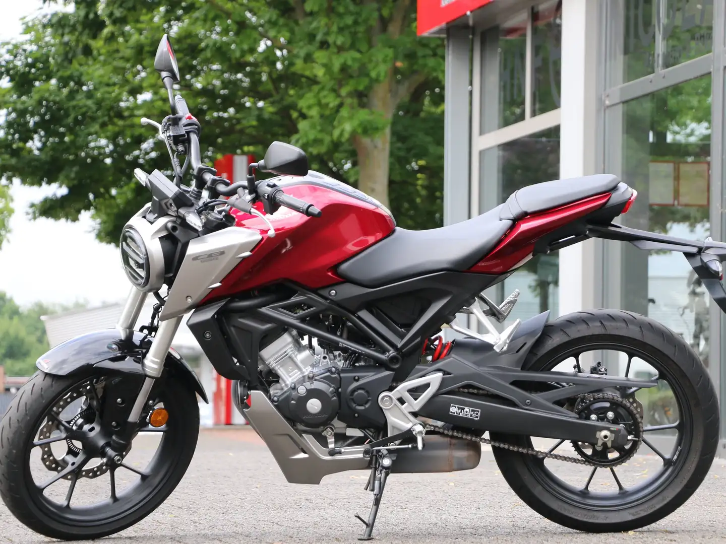 Honda CB 125 R in Rot Rouge - 2