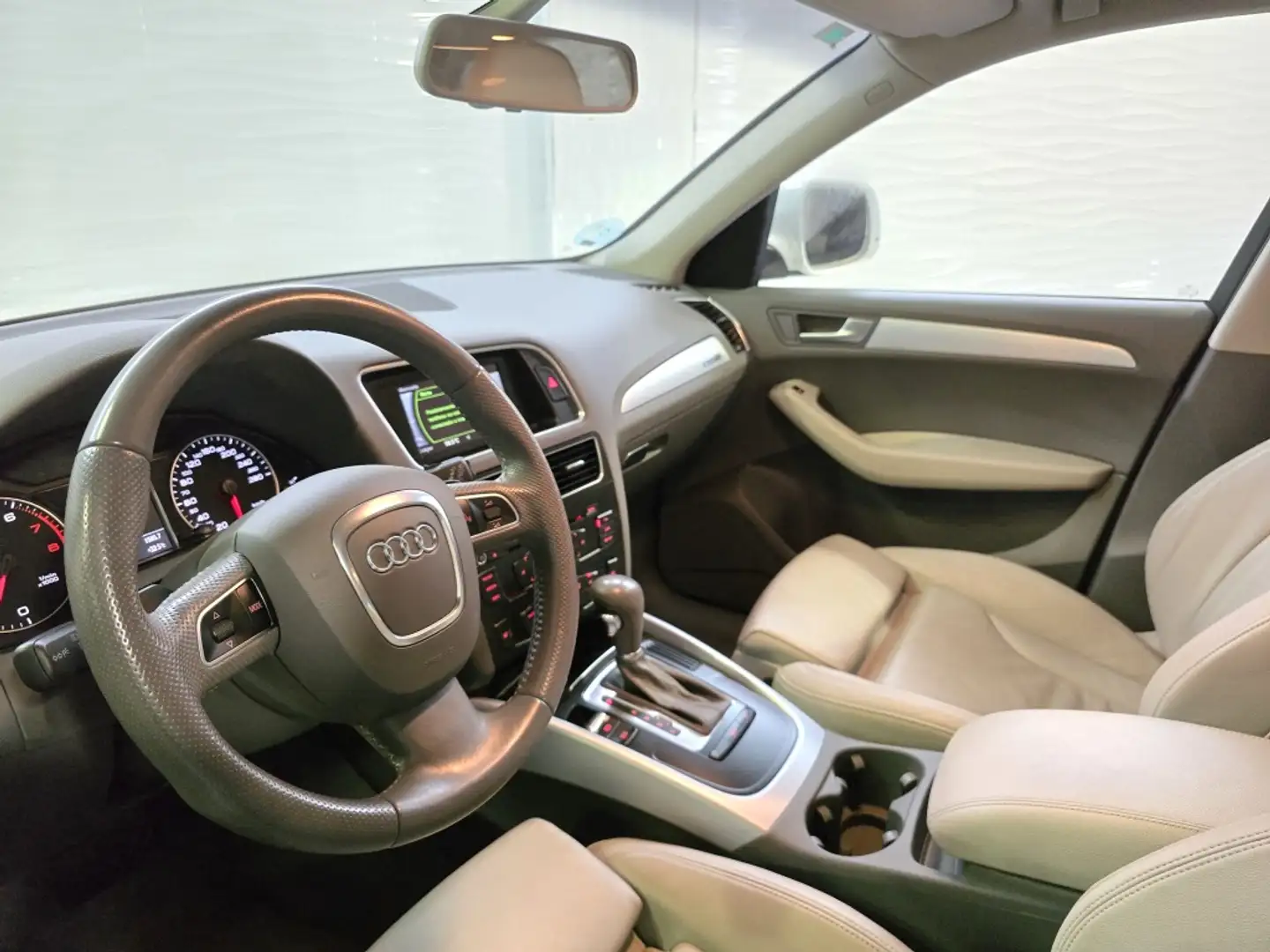 Audi Q5 2.0 TFSI quattro Tiptronic 211 Bianco - 2