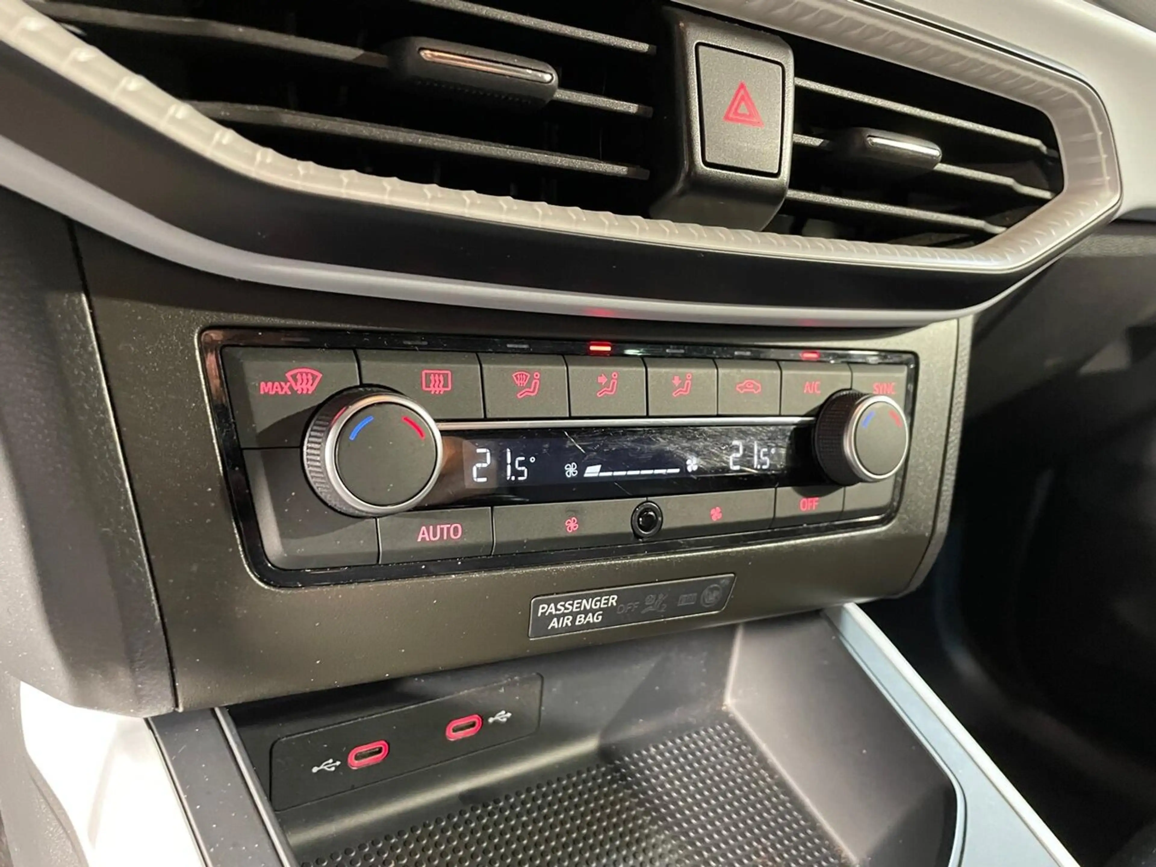 SEAT Arona 1.0 TSI 110 MOVE COPA CARPLAY — photo 8