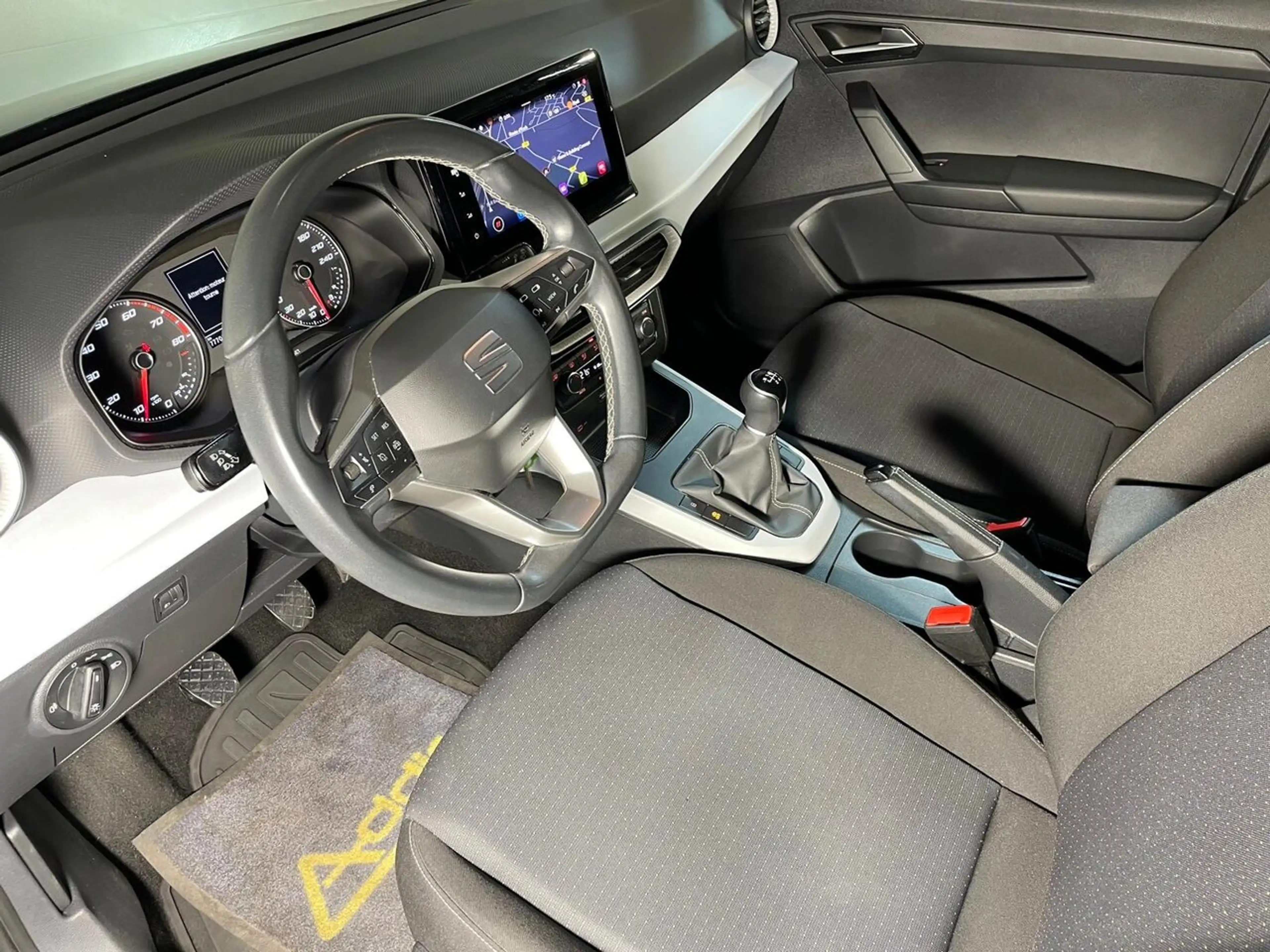 SEAT Arona 1.0 TSI 110 MOVE COPA CARPLAY — photo 11