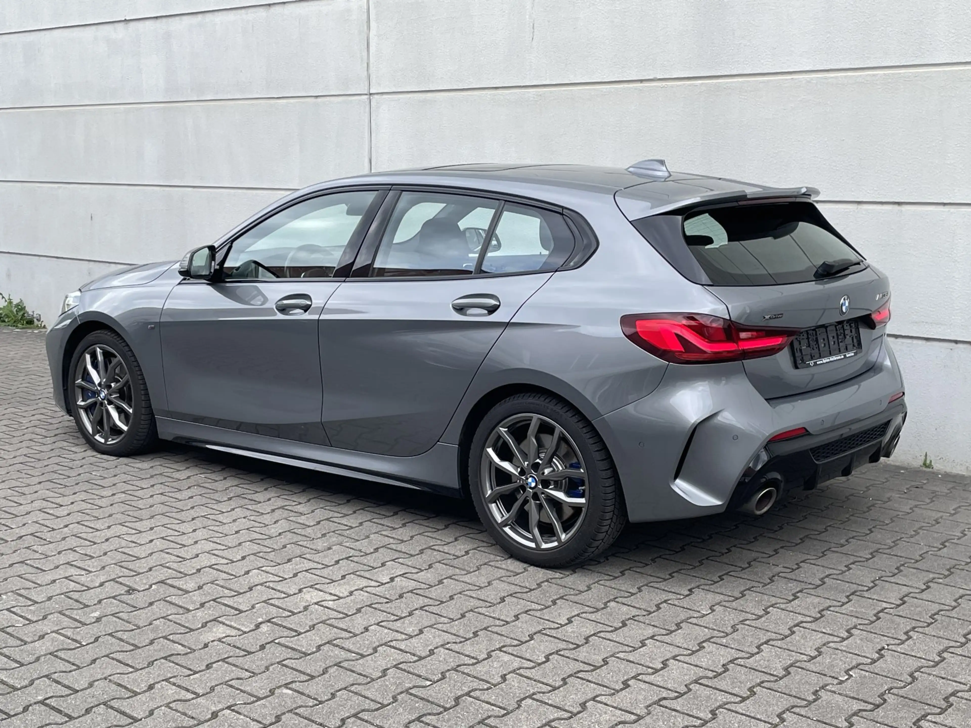 BMW M1 35 i xDrive  HeadUp Pano HarKar RKam ACC TotwAss — photo 9