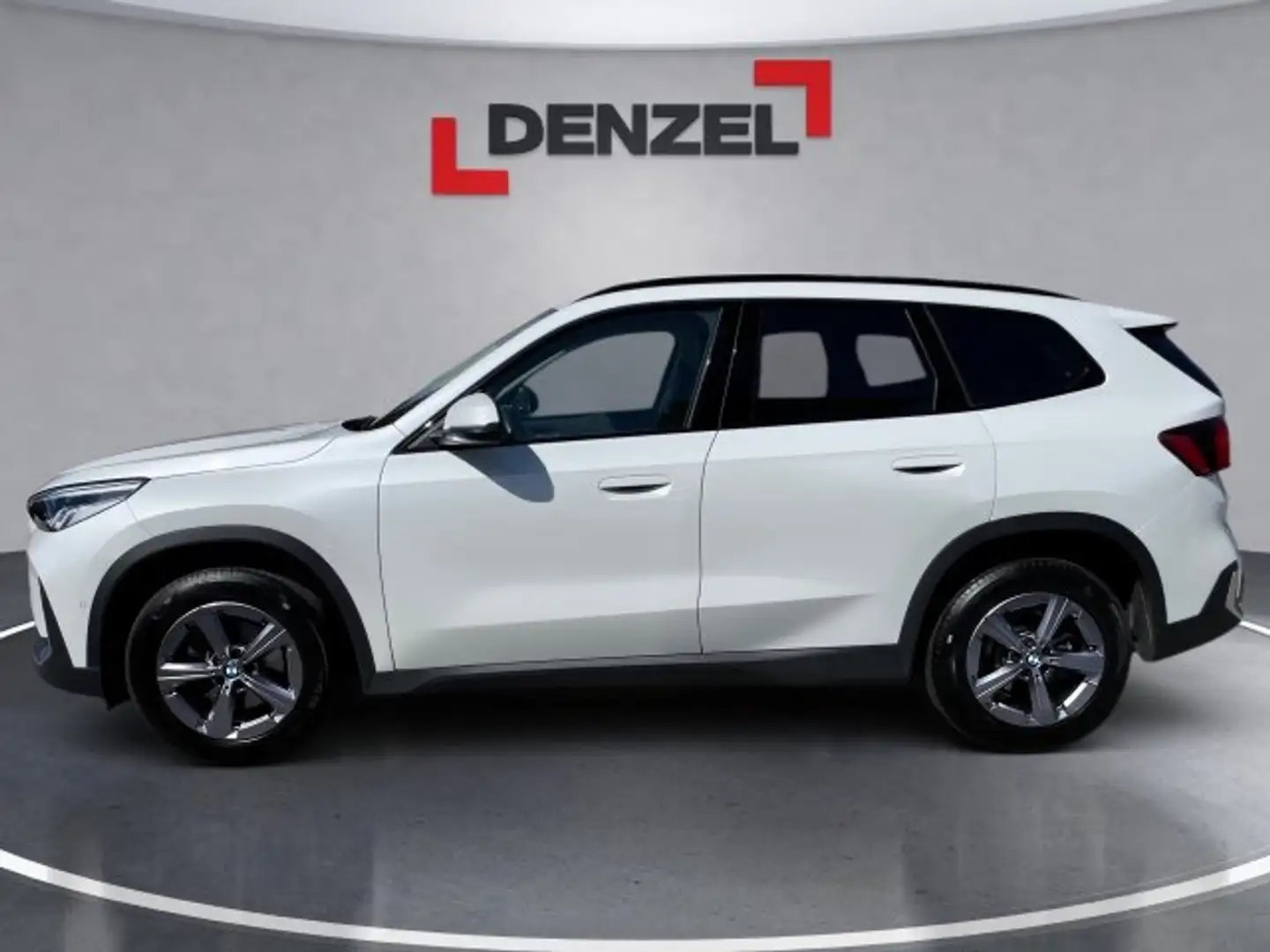 BMW X1 sDrive18i U11 B38 Weiß - 2