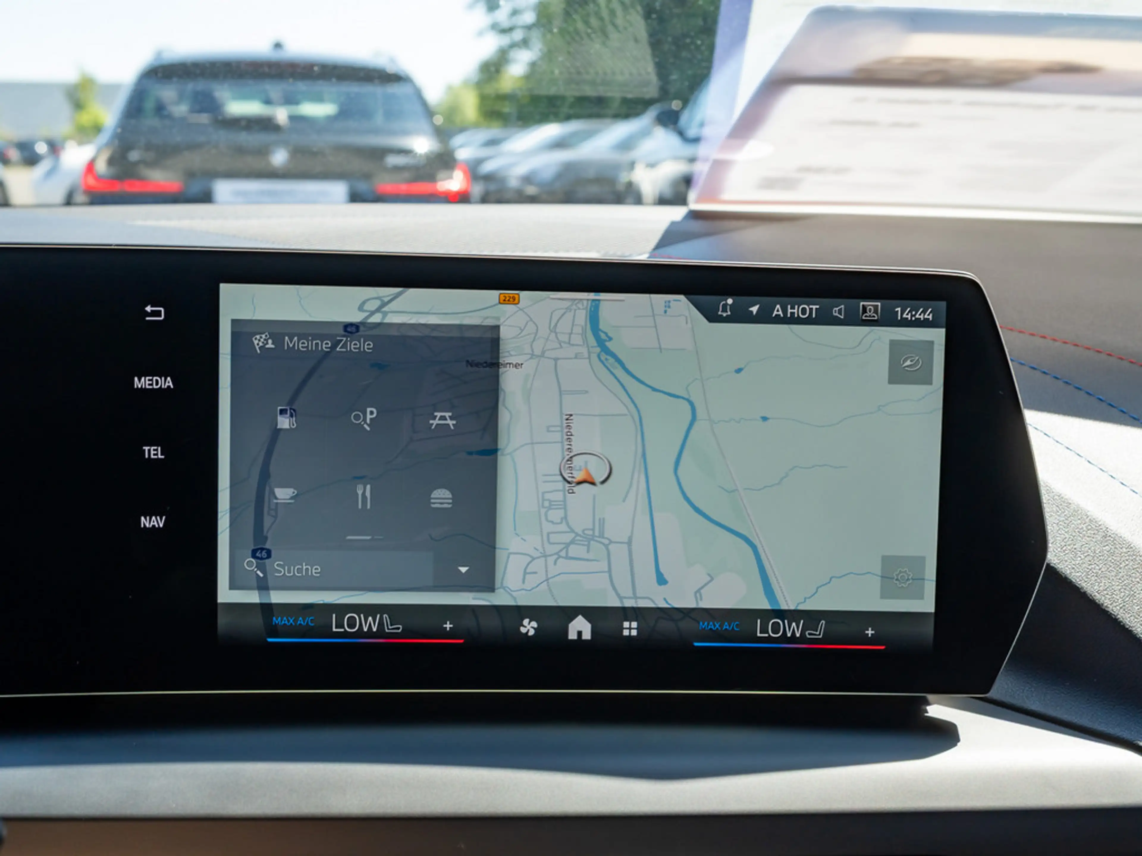 BMW 135 xDrive M Technik Paket II LED NAVI H/K SHZ — photo 13