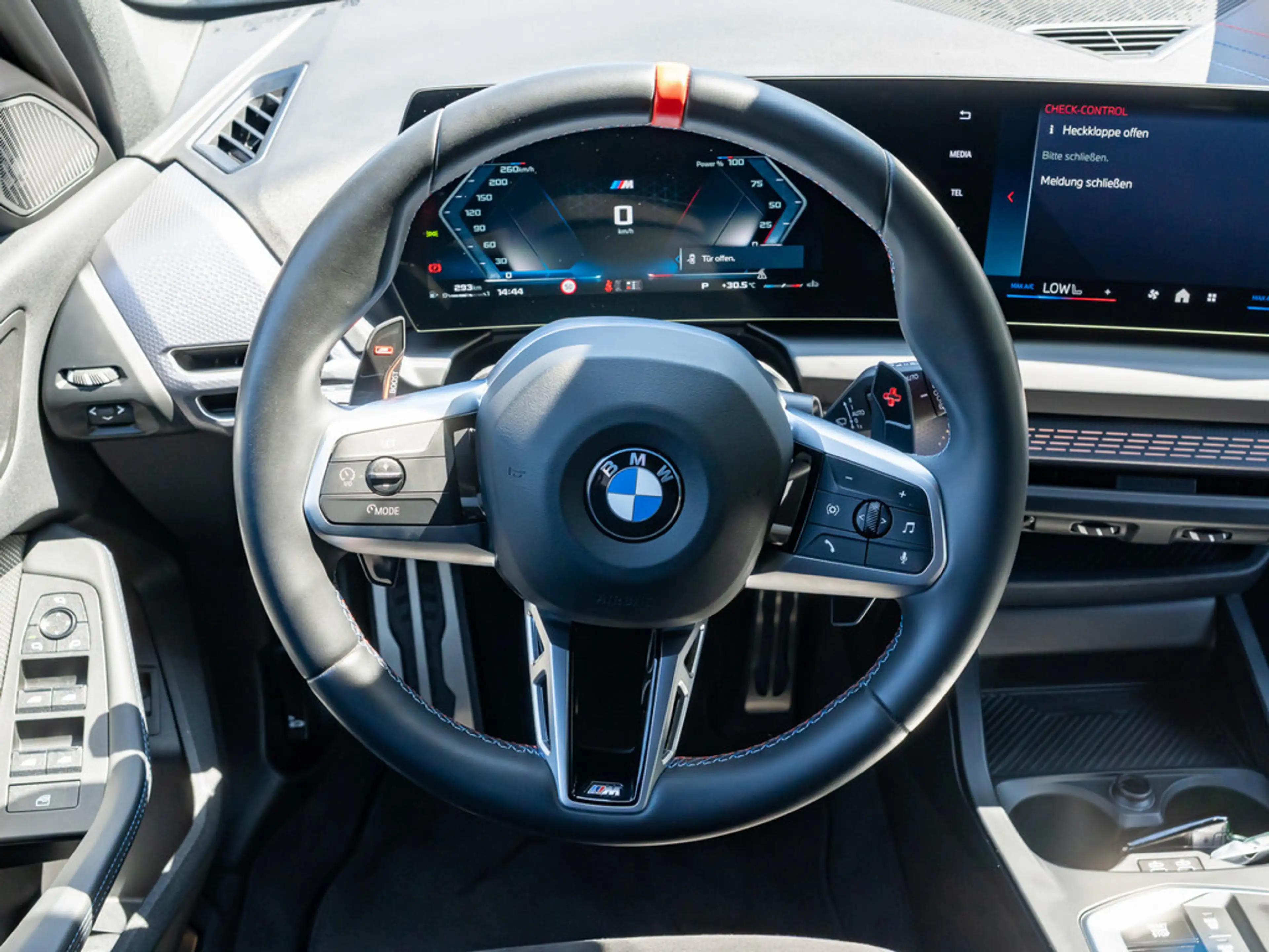 BMW 135 xDrive M Technik Paket II LED NAVI H/K SHZ — photo 11