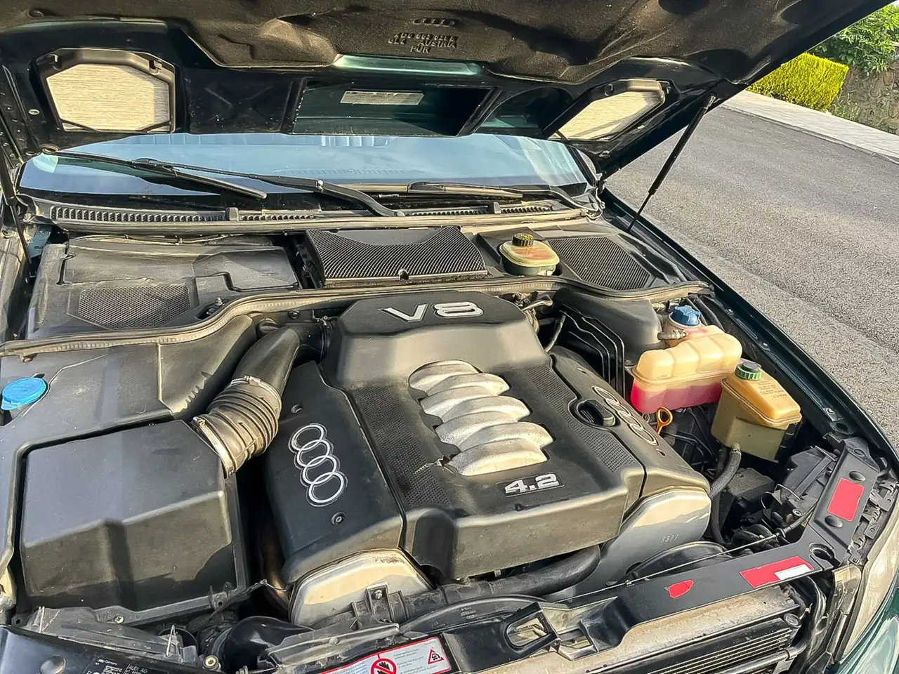 Audi A8 4.2 V8 Quattro, foto 7