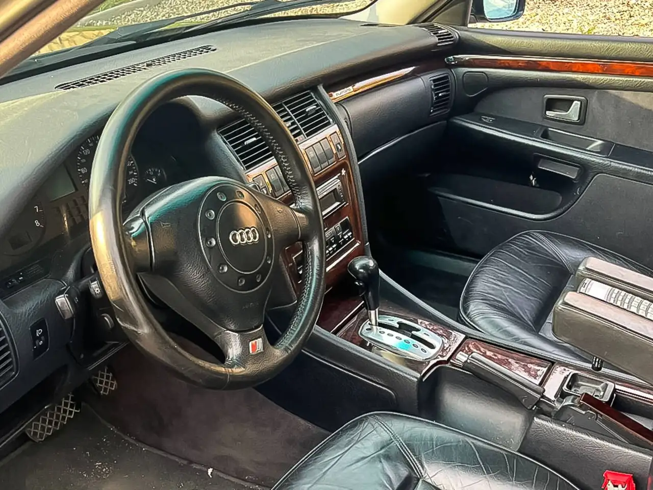 Audi A8 4.2 V8 Quattro, foto 10