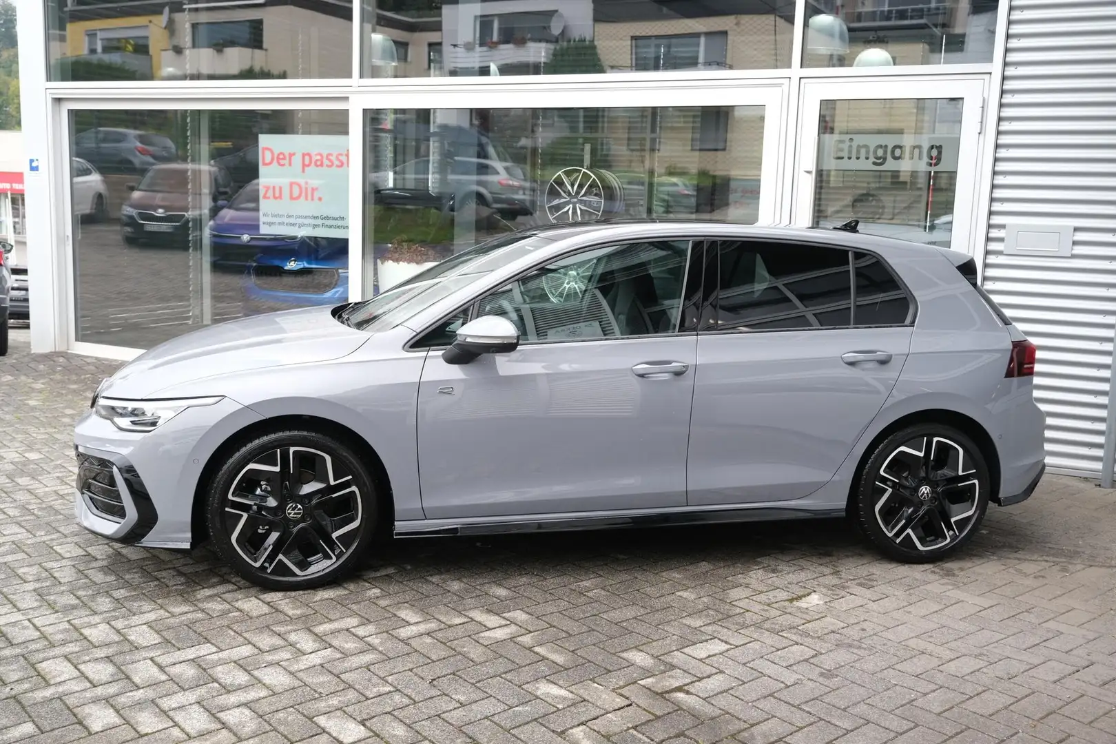 Volkswagen Golf 1.5 TSI R-Line 360° LED Plus ACC Keyless Park-A... Gris - 2