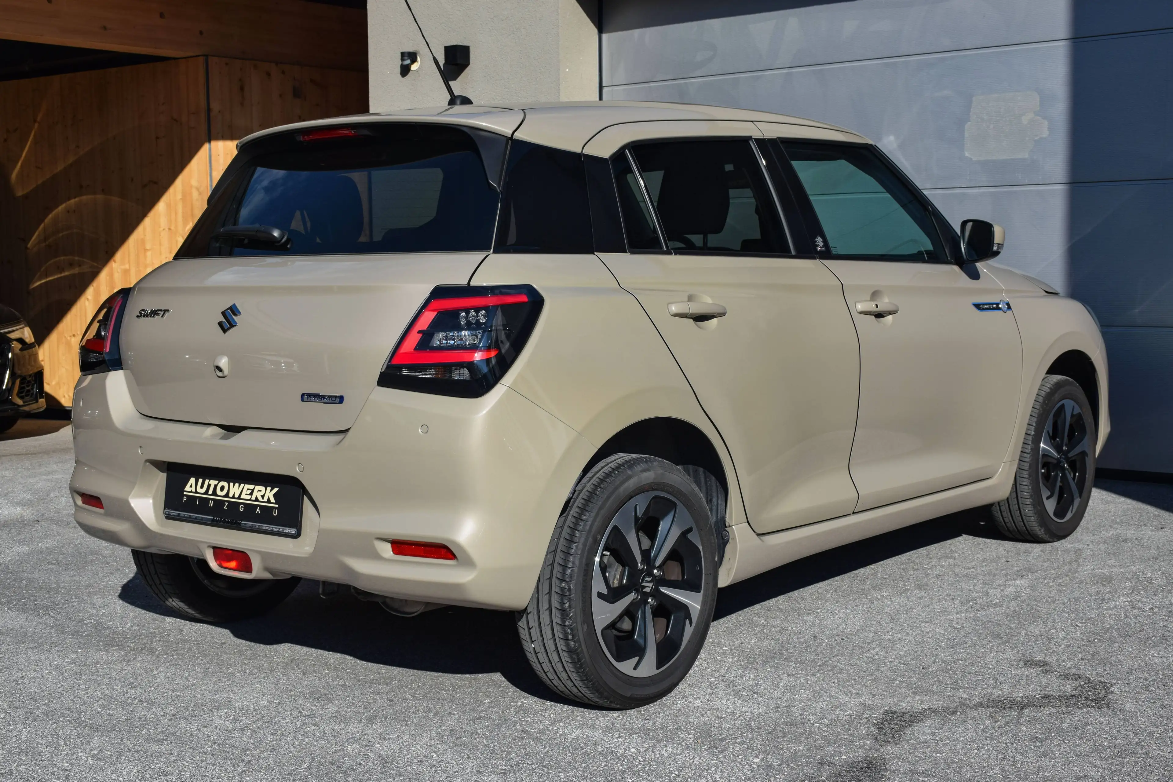 Suzuki Swift Swift 1,2 Hybrid Allgrip Flash — photo 6