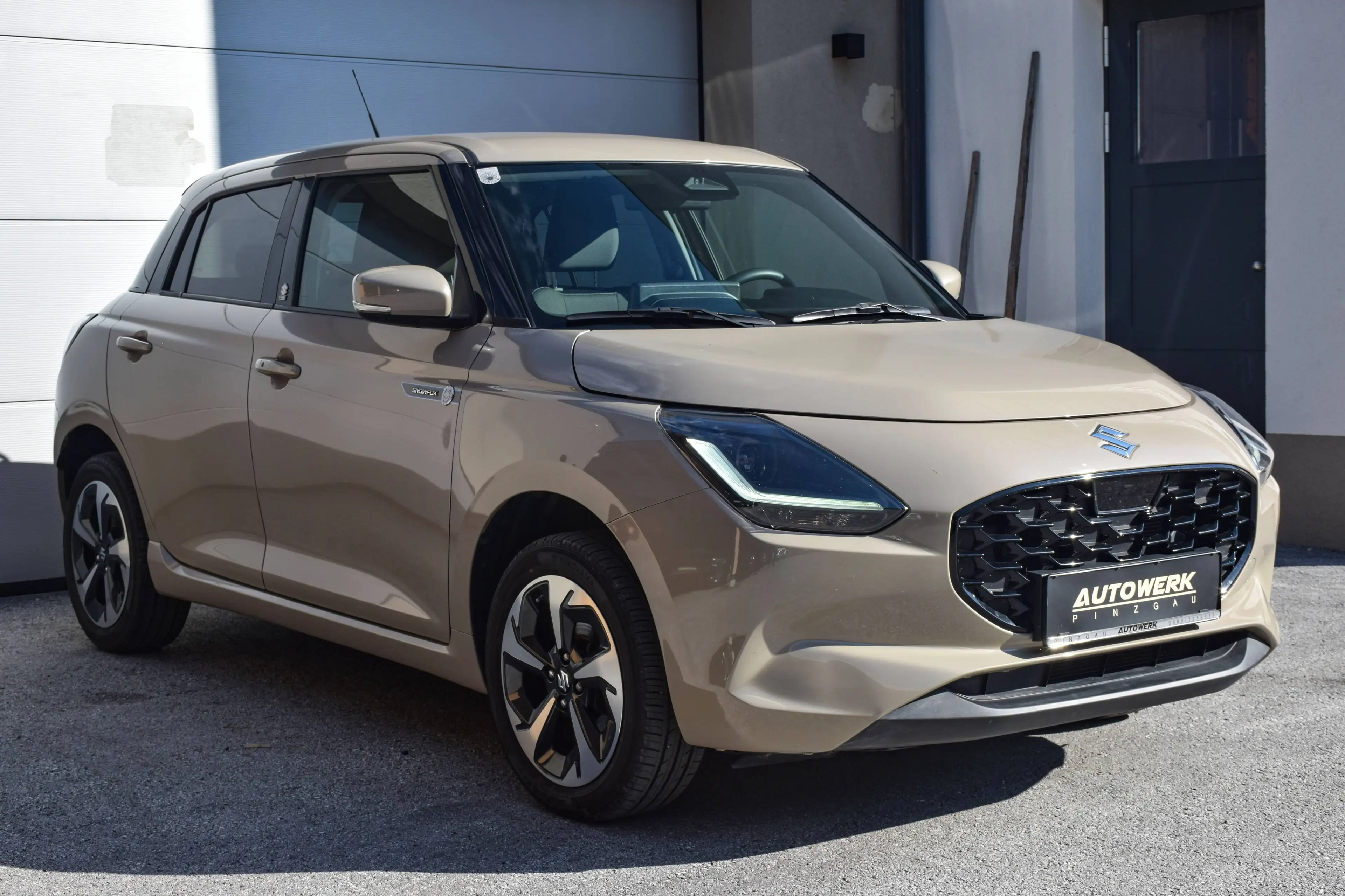 Suzuki Swift Swift 1,2 Hybrid Allgrip Flash — photo 3