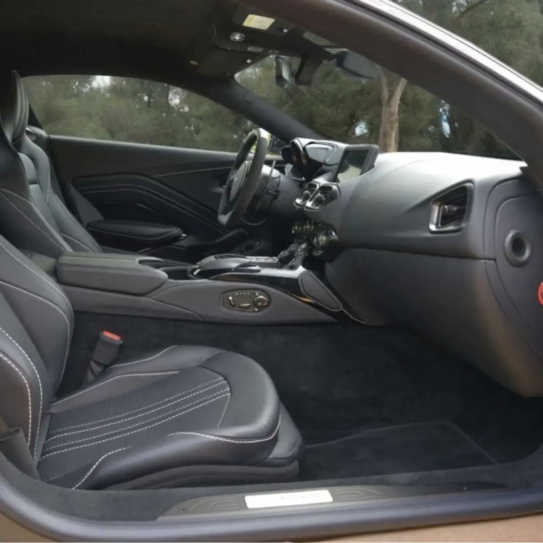 Aston Martin Vantage Grijs - 2