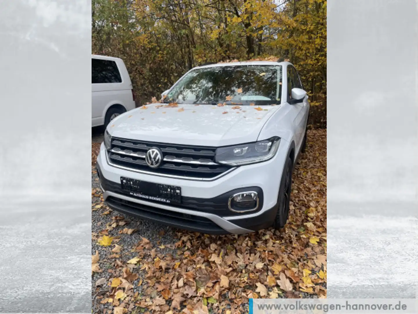 Volkswagen T-Cross 1.0 TSI DSG United ACC BSD PDC Navi SHZ Weiß - 2