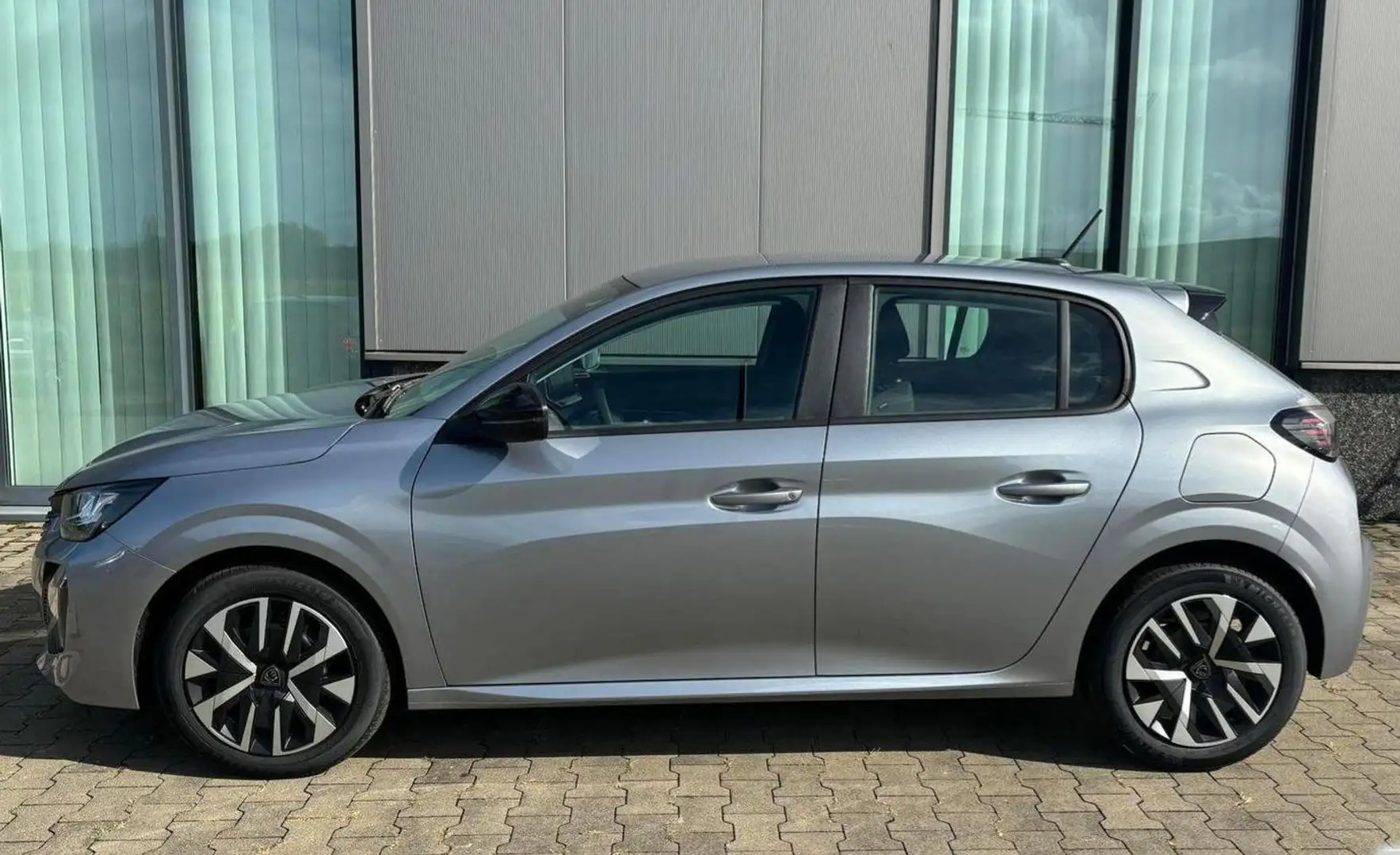 Peugeot 208 PureTech 100 S&S Allure Grau - 1