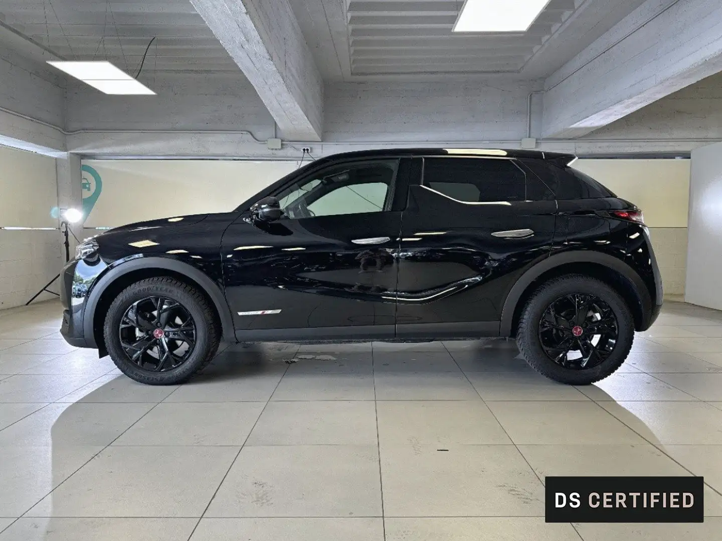 DS Automobiles DS 3 Crossback PureTech 130 Auto Performance Line+ Negro - 2