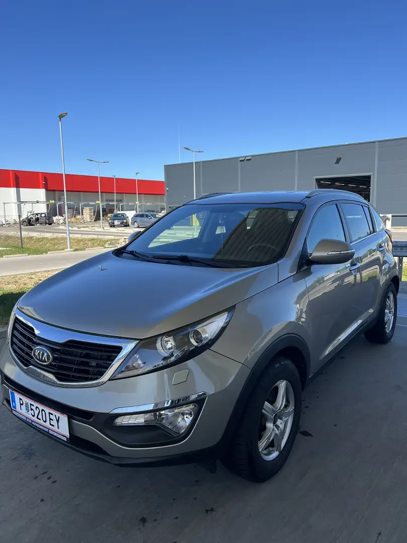 Kia Sportage 1.7 CRDi 2WD ISG Attract - 1
