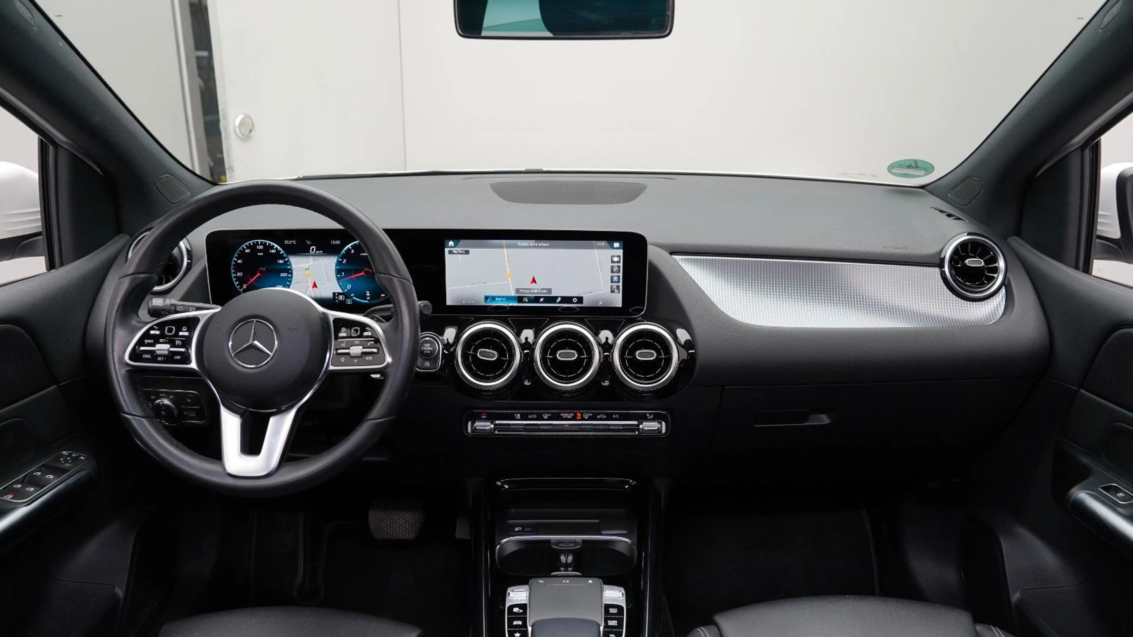 Mercedes-Benz B 220 4Matic *BUSINESS*KAMERA*AHK*LED*KLIMA* — photo 10