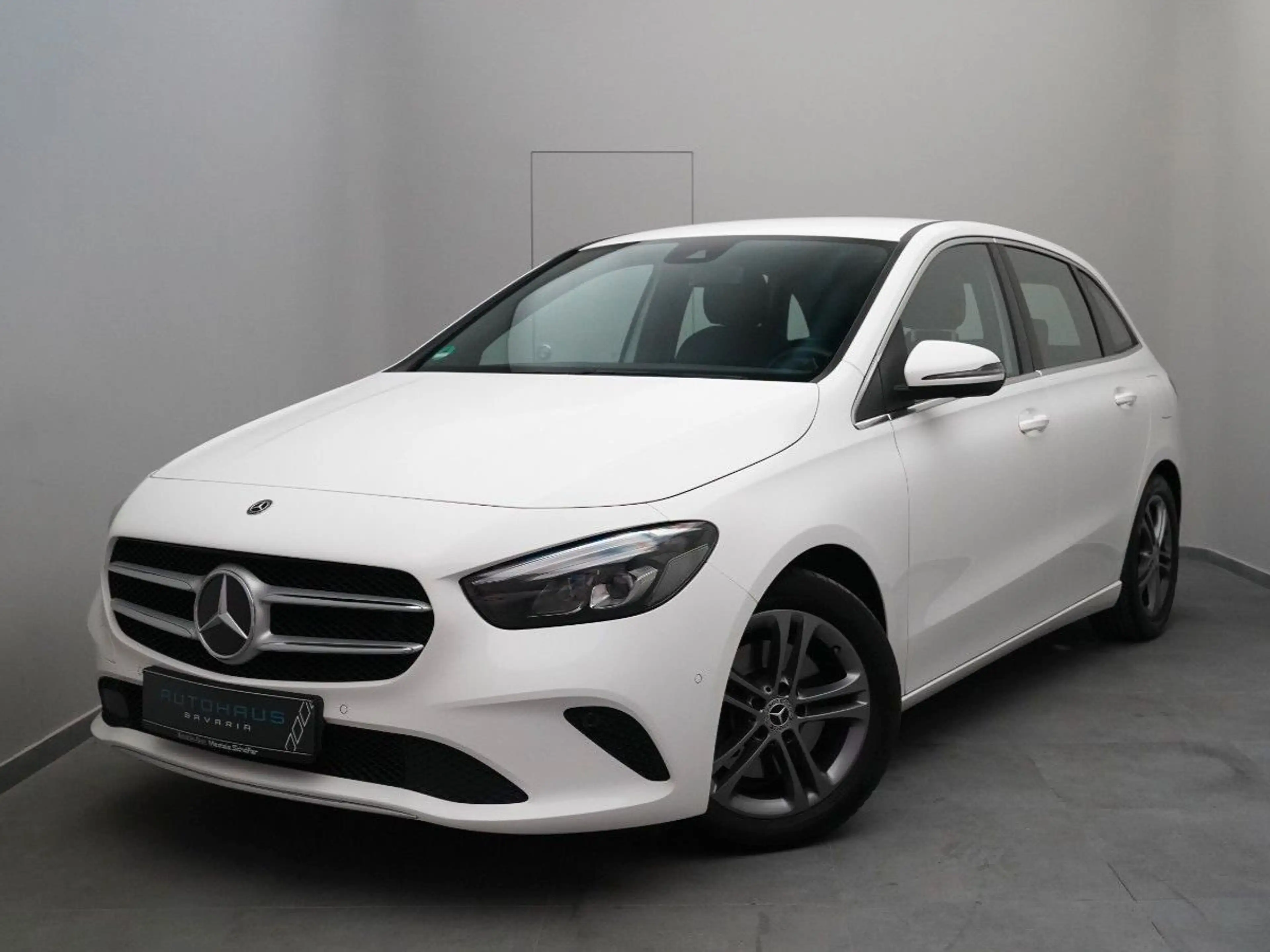 Mercedes-Benz B 220 4Matic *BUSINESS*KAMERA*AHK*LED*KLIMA*