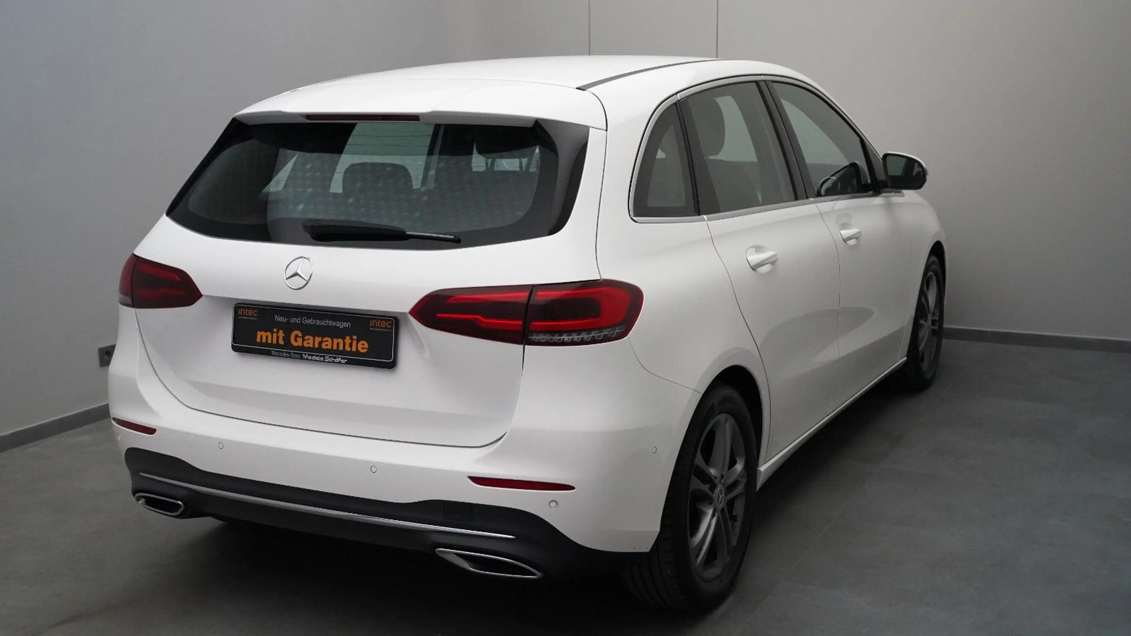 Mercedes-Benz B 220 4Matic *BUSINESS*KAMERA*AHK*LED*KLIMA* — photo 7