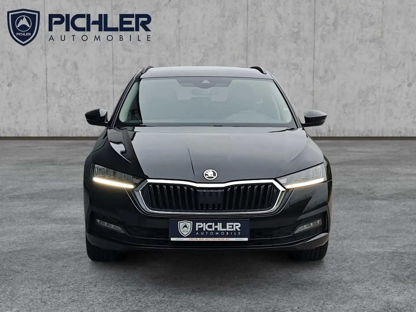 Skoda Octavia Ambition TDI DSG Zwart - 2