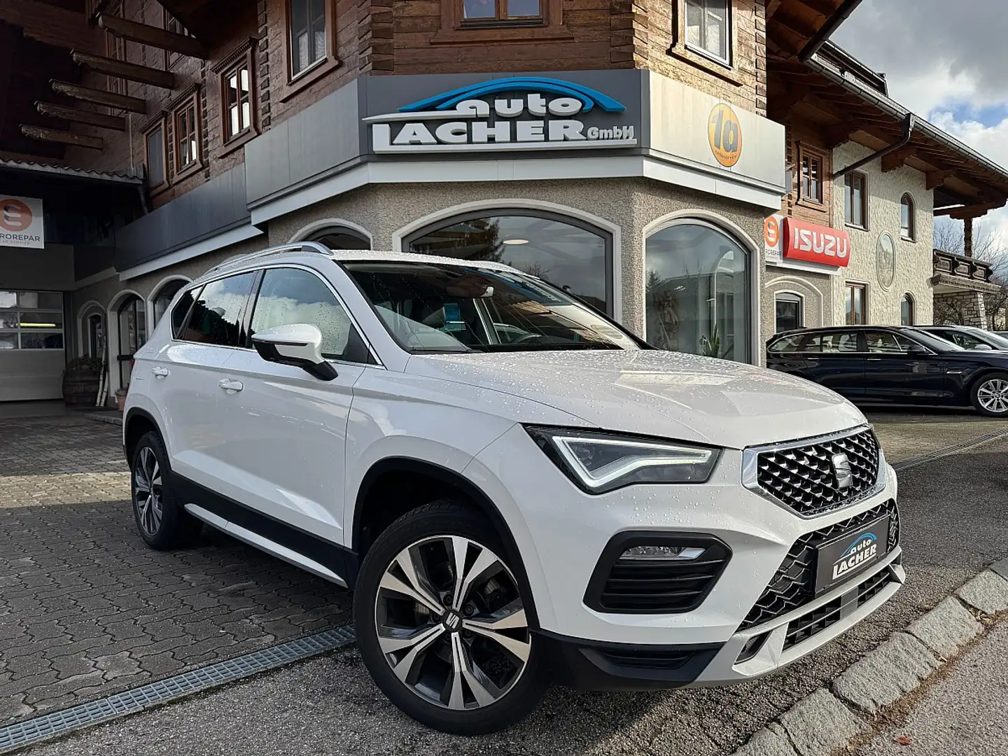 SEAT Ateca 2,0 Xperience TDI DSG*LED*ACC*RFK* Weiß - 1