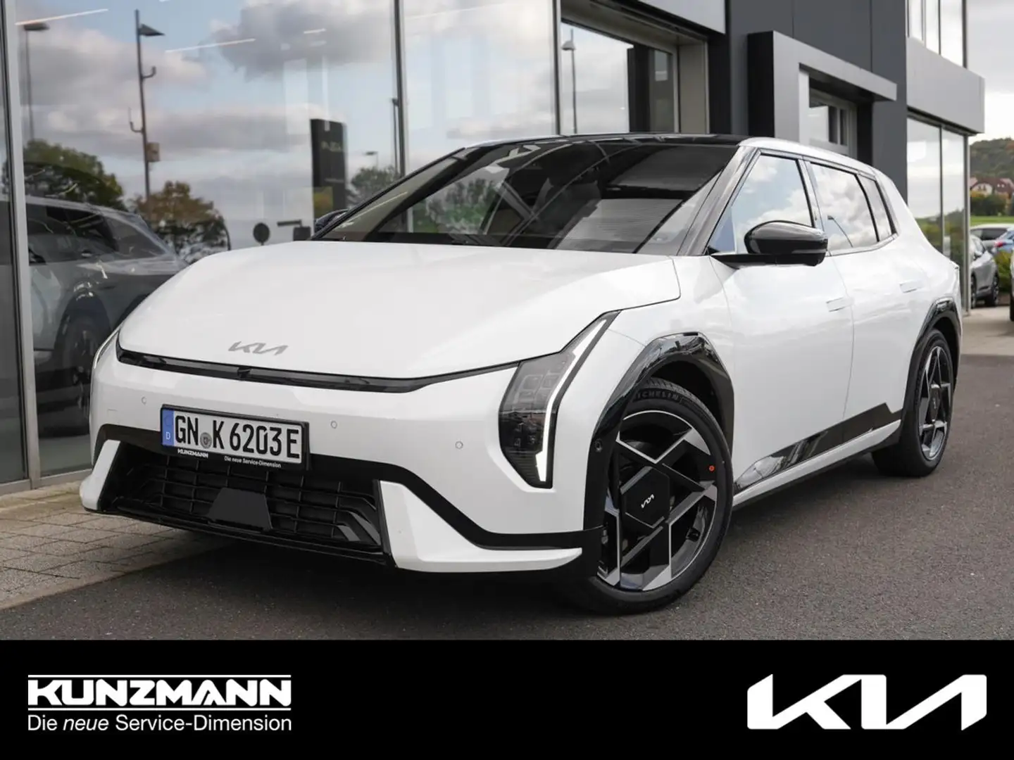 Kia EV4 81,4 kWh GT-Line Navi Panorama HeadUp 360° Blanc - 1