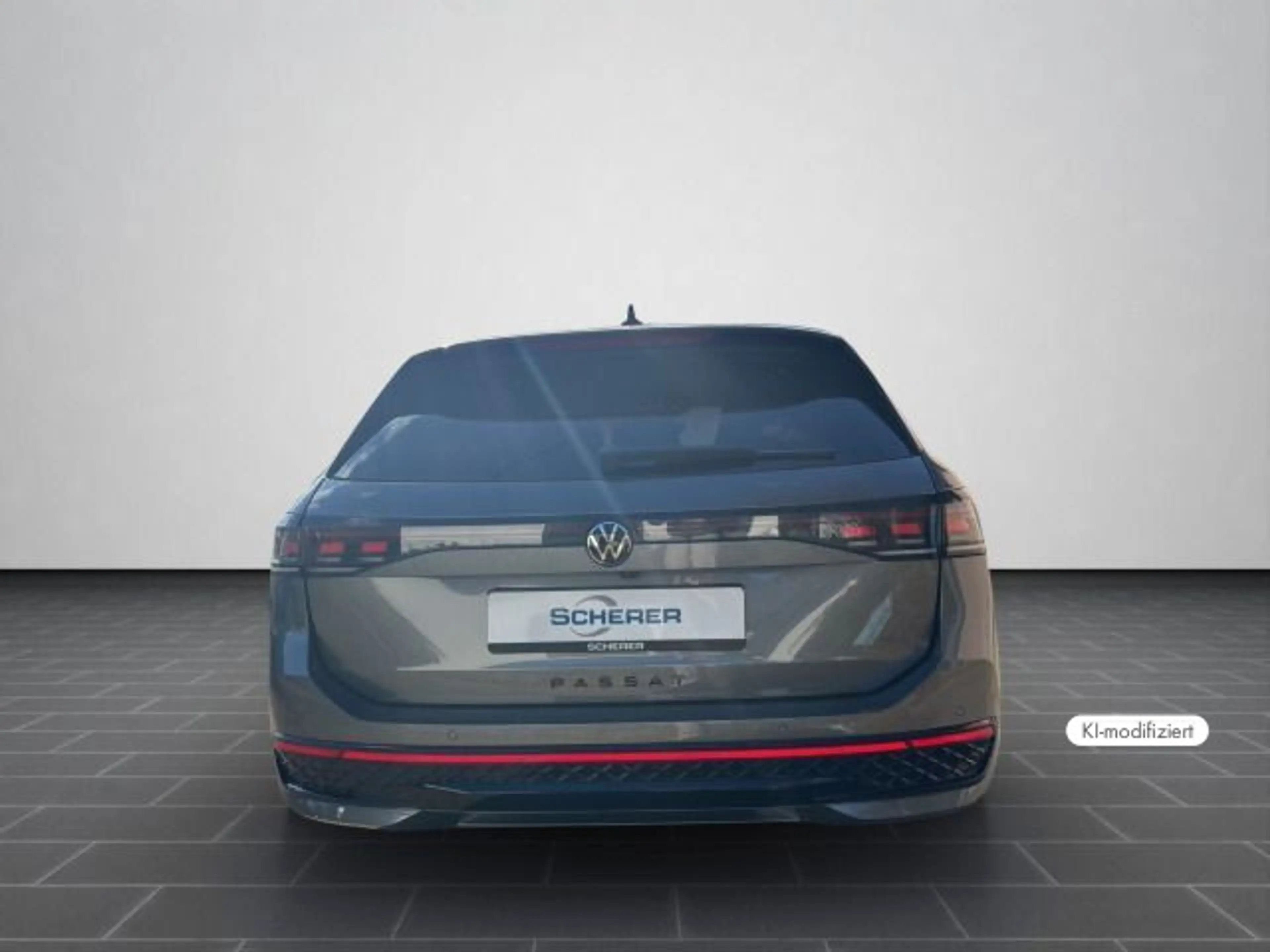 Volkswagen Passat Variant Passat 1,5 l eHybrid R-Line "Signature" AHK| Pan — photo 5