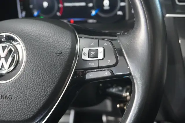 Volkswagen Tiguan view 24