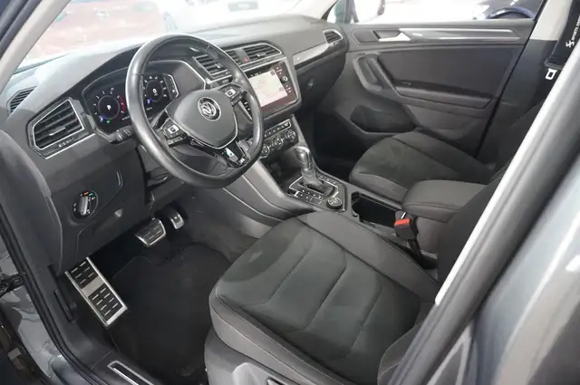 Volkswagen Tiguan view 18