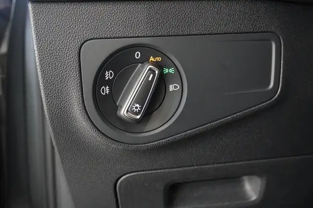 Volkswagen Tiguan view 26