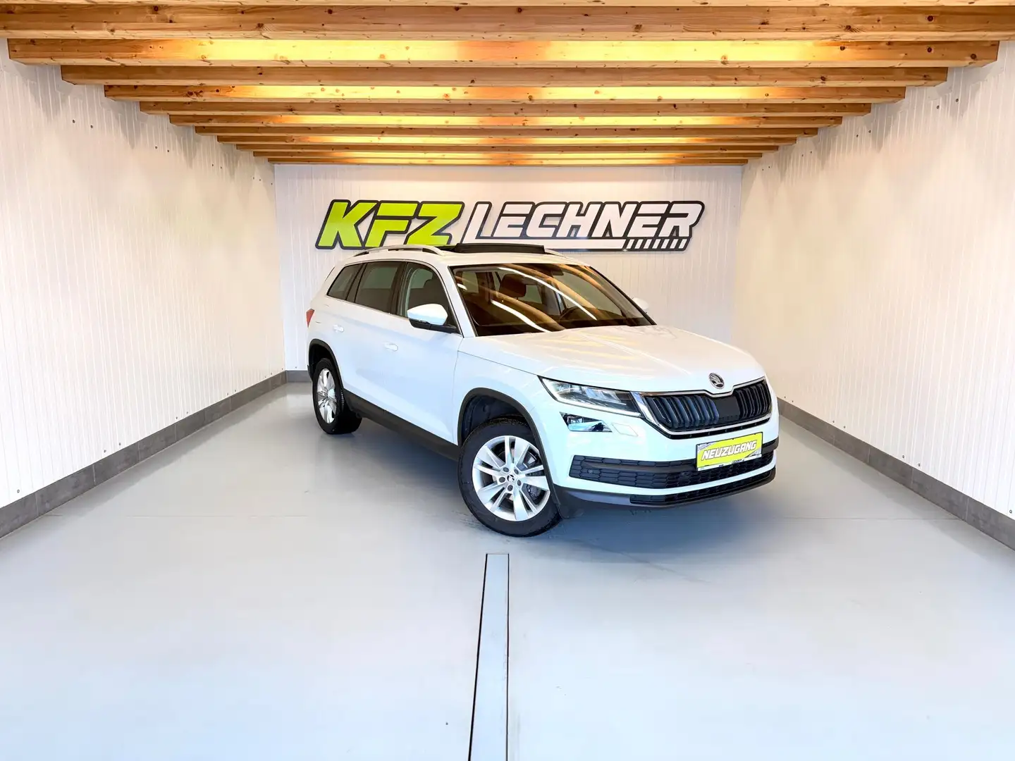 Skoda Kodiaq 2.0 TDI DSG "AHK*PANO-R-KAM*NAVI*SITZH" Weiß - 1