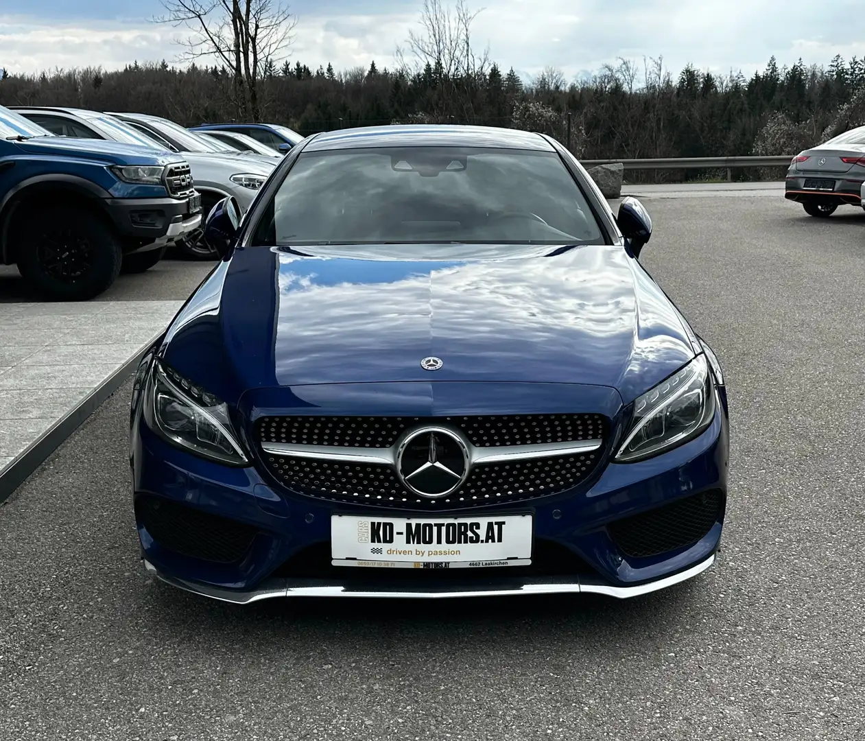 Mercedes-Benz C 250 d 4Matic Coupe Aut. *AMG-Line*AHK*ACC*RFK*SHZ* Blau - 2